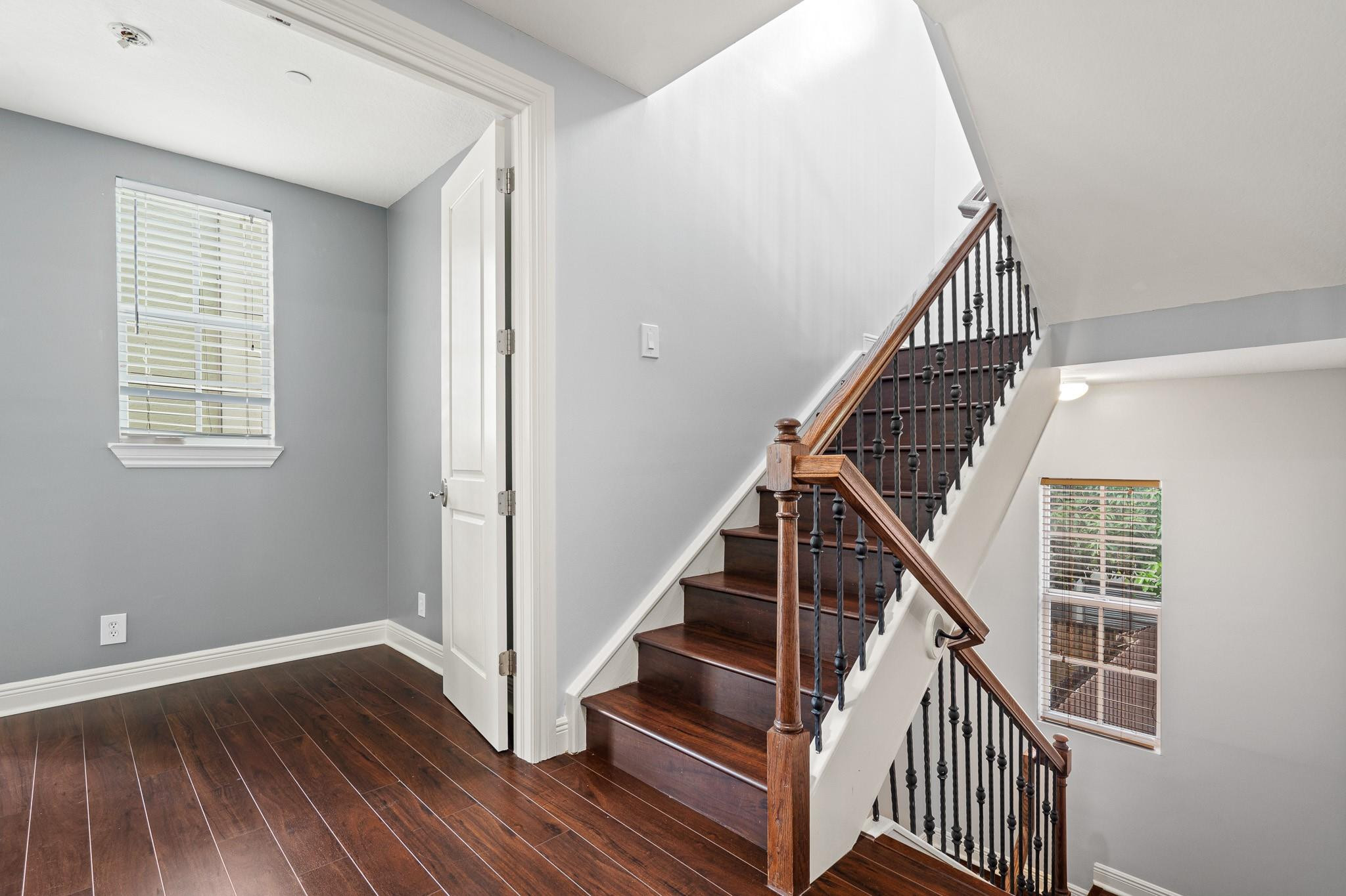 9 Lakeridge - Residential