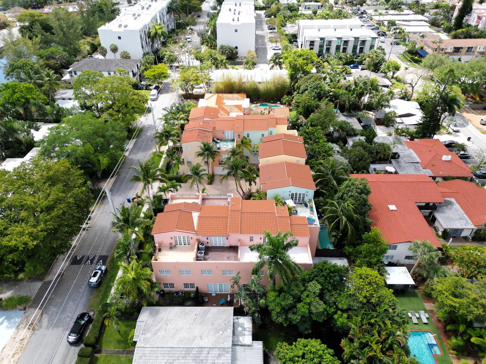 9 Lakeridge - Residential