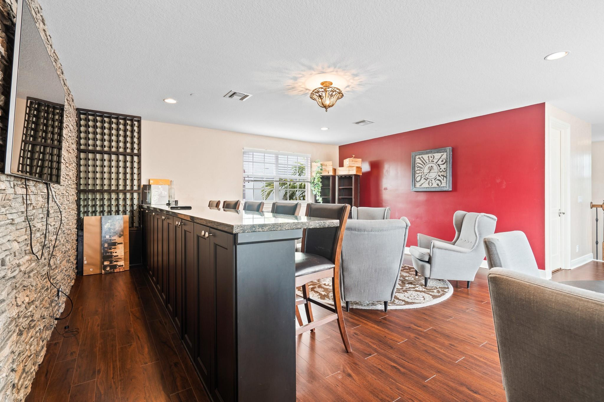 9 Lakeridge - Residential