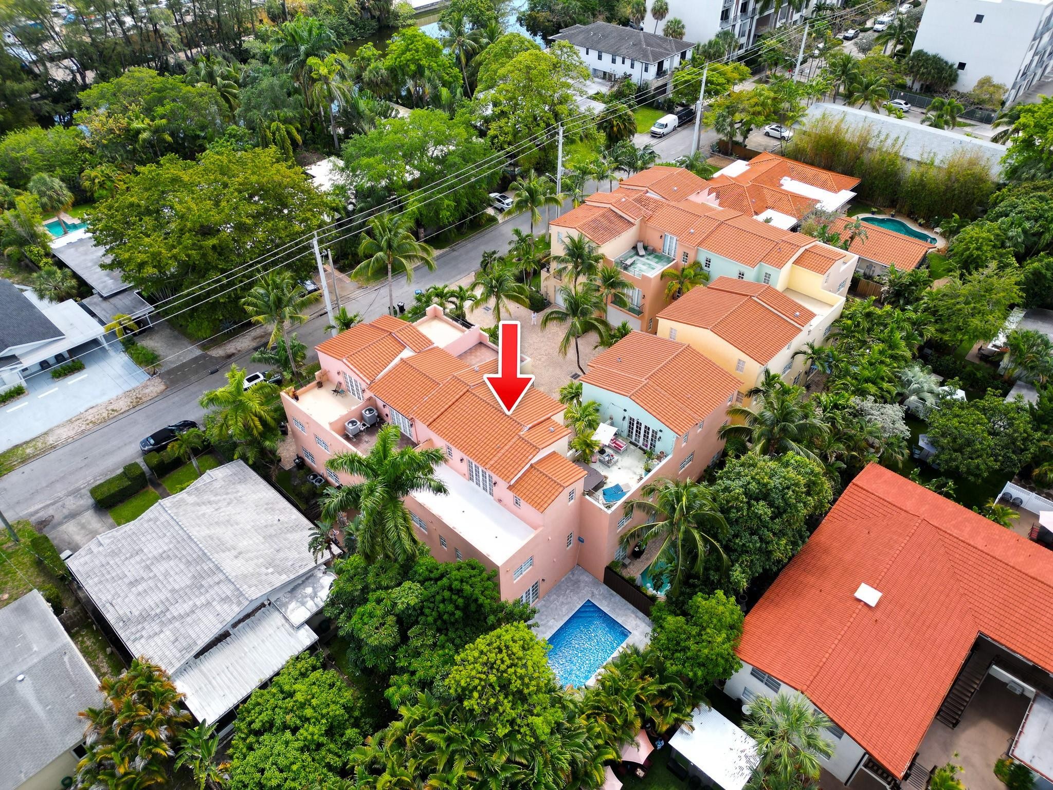 9 Lakeridge - Residential