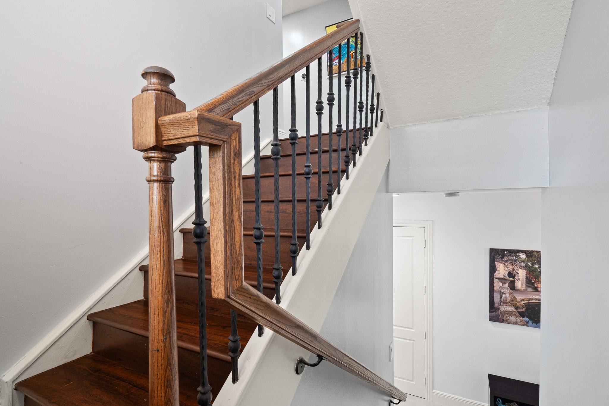 9 Lakeridge - Residential