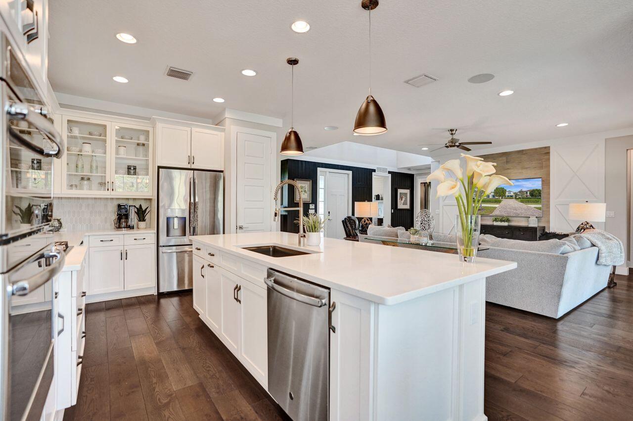 1160 Sterling Pine Place