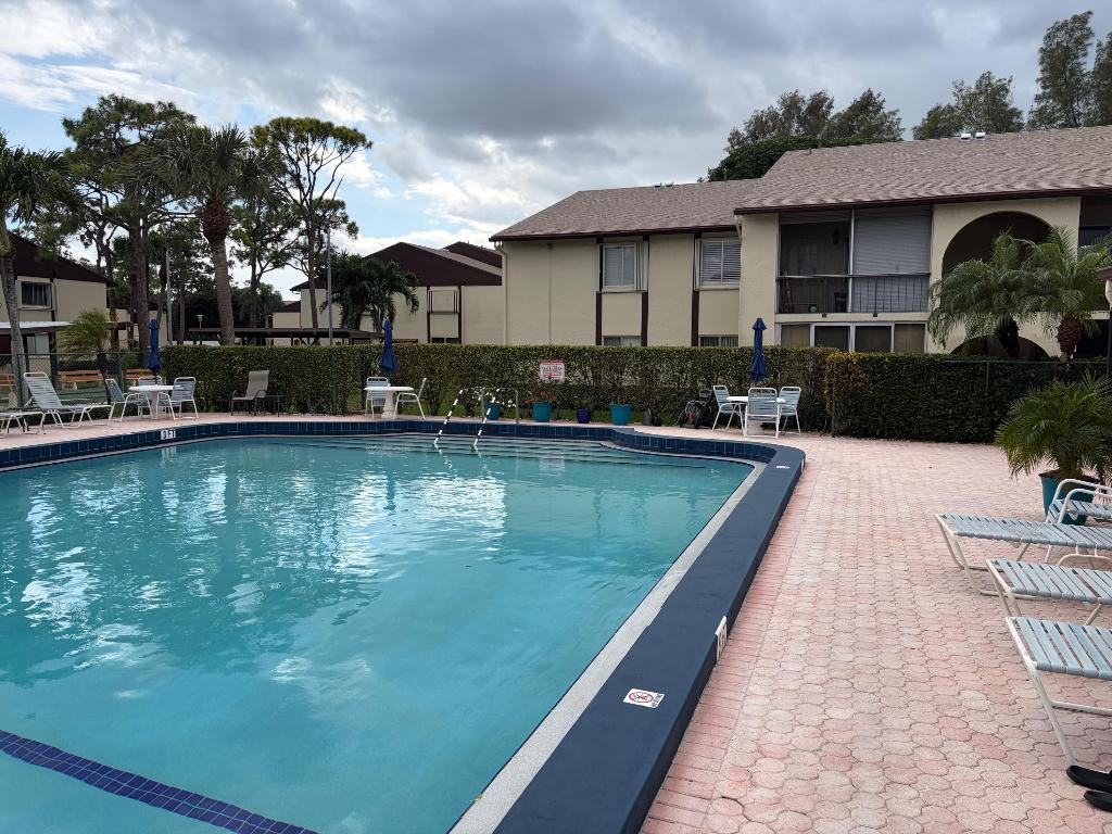 LA PINATA CONDO - Residential