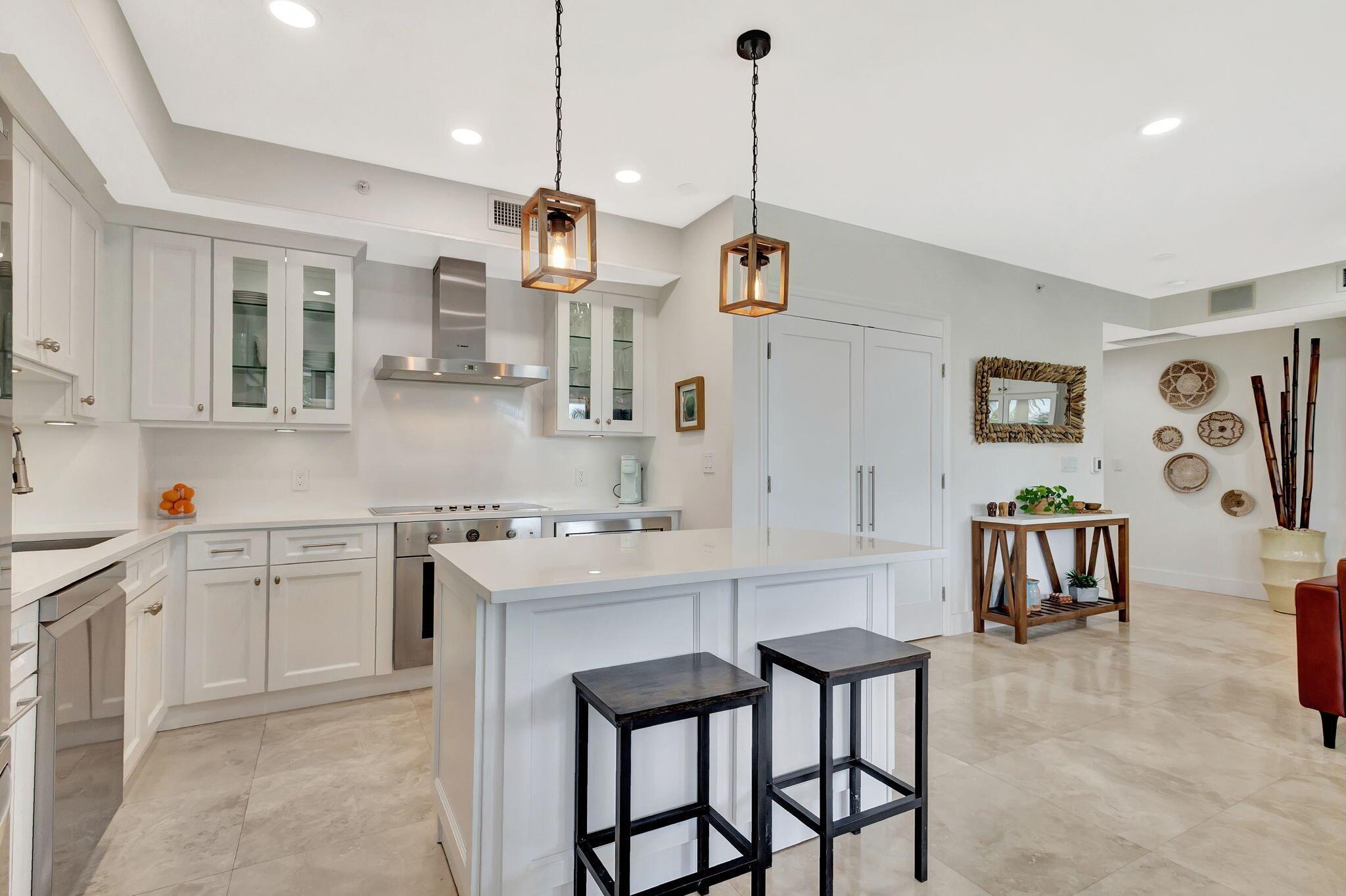 DOLCE VITA CONDO - Residential