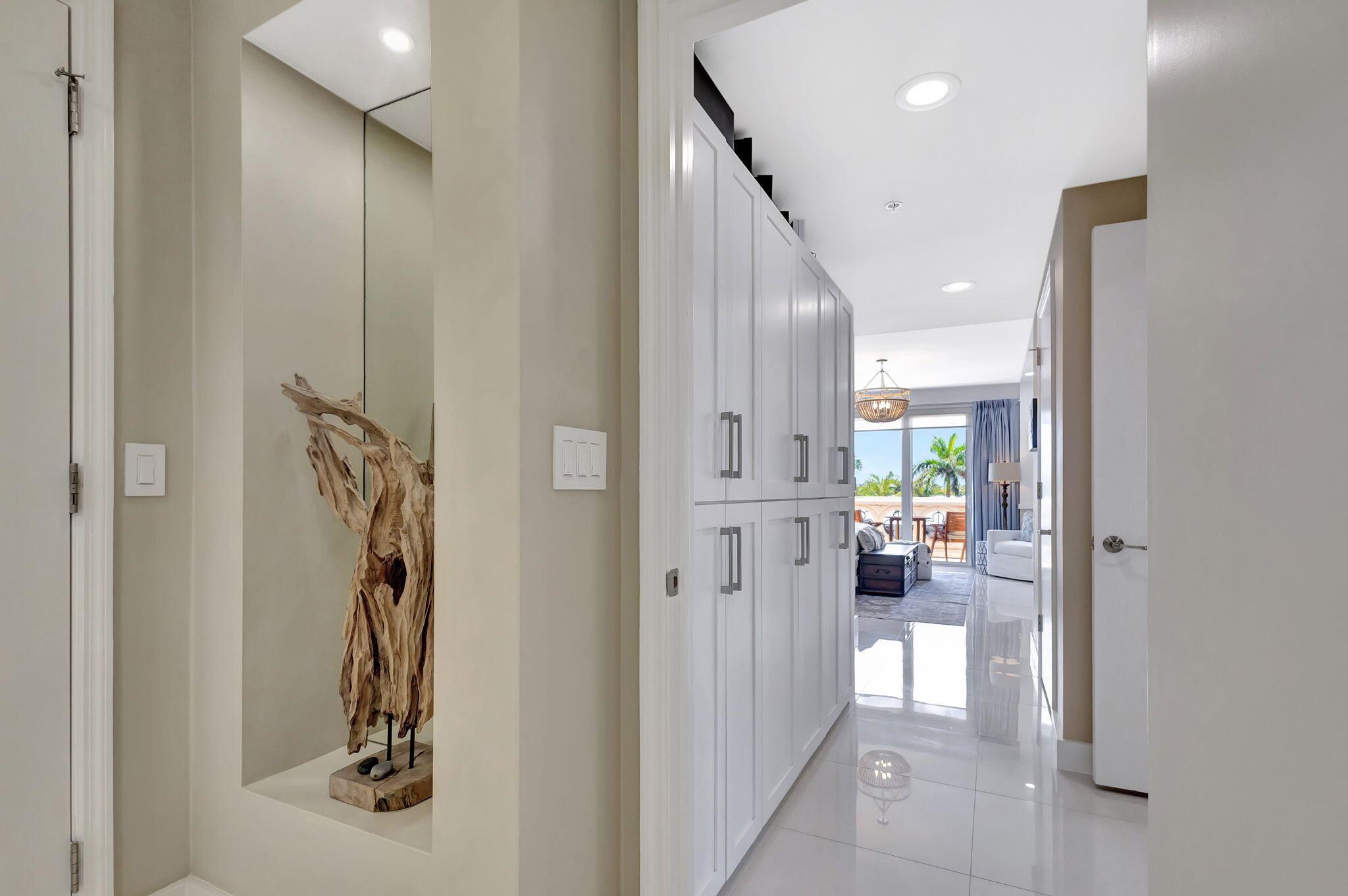 DOLCE VITA CONDO - Residential