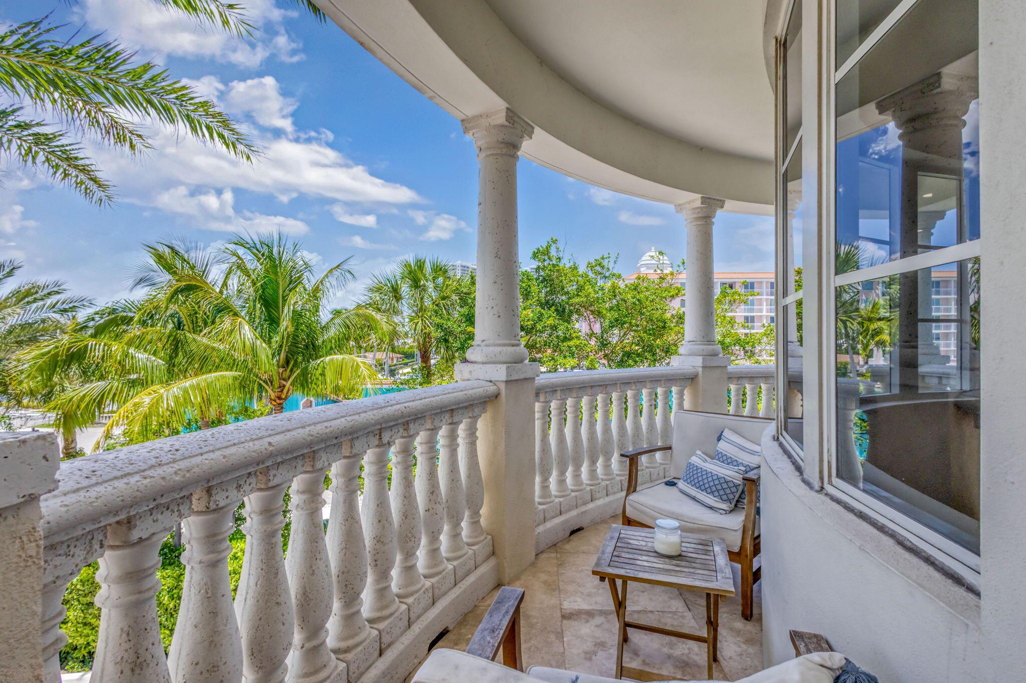 DOLCE VITA CONDO - Residential