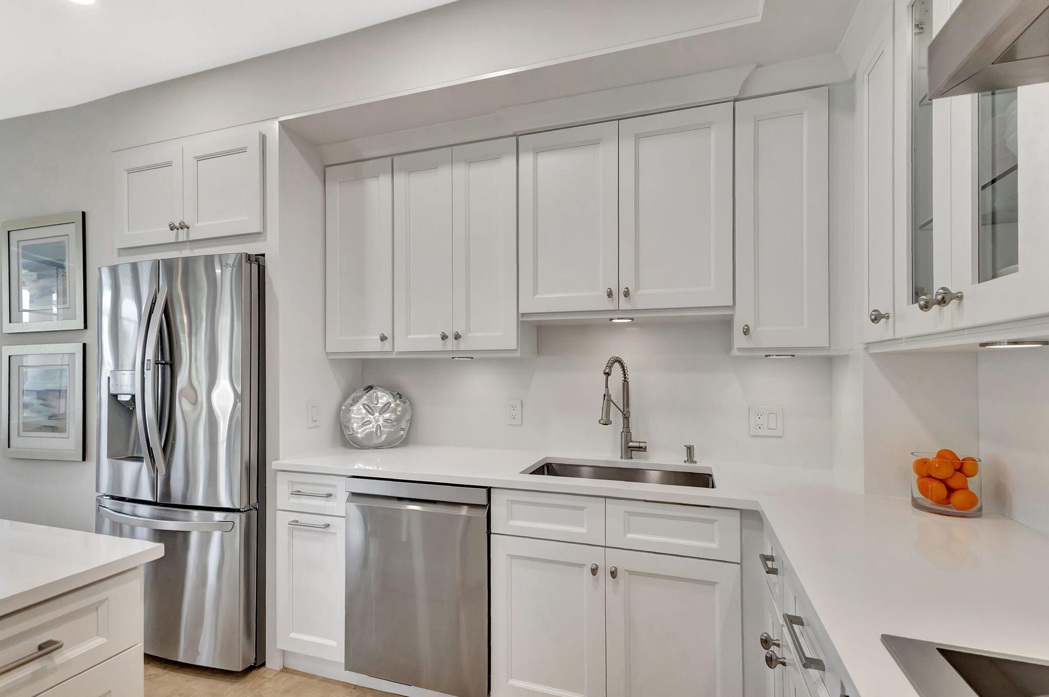 DOLCE VITA CONDO - Residential