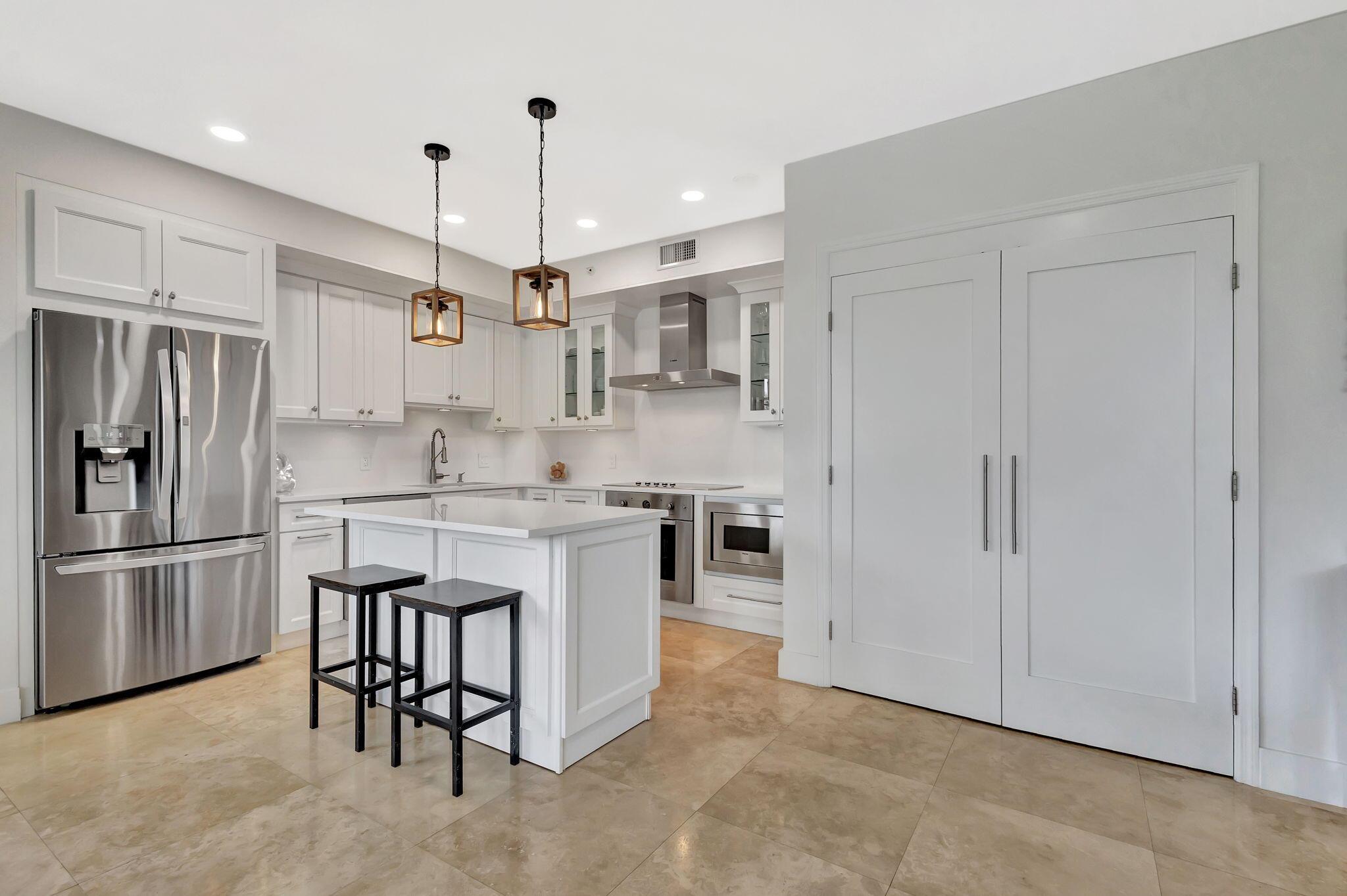 DOLCE VITA CONDO - Residential