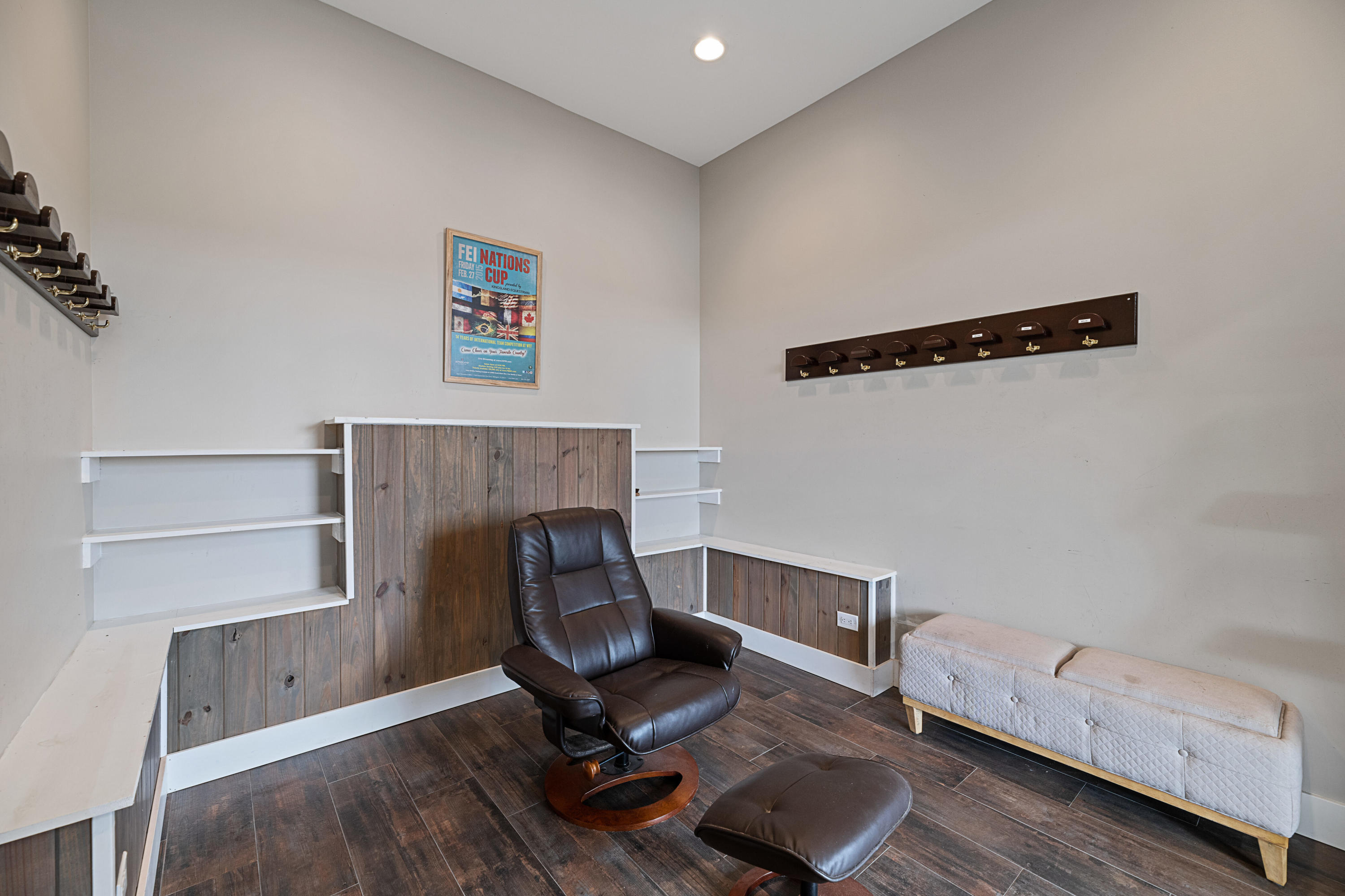 SADDLE TRAIL PARK OF WELLINGTON - Residential