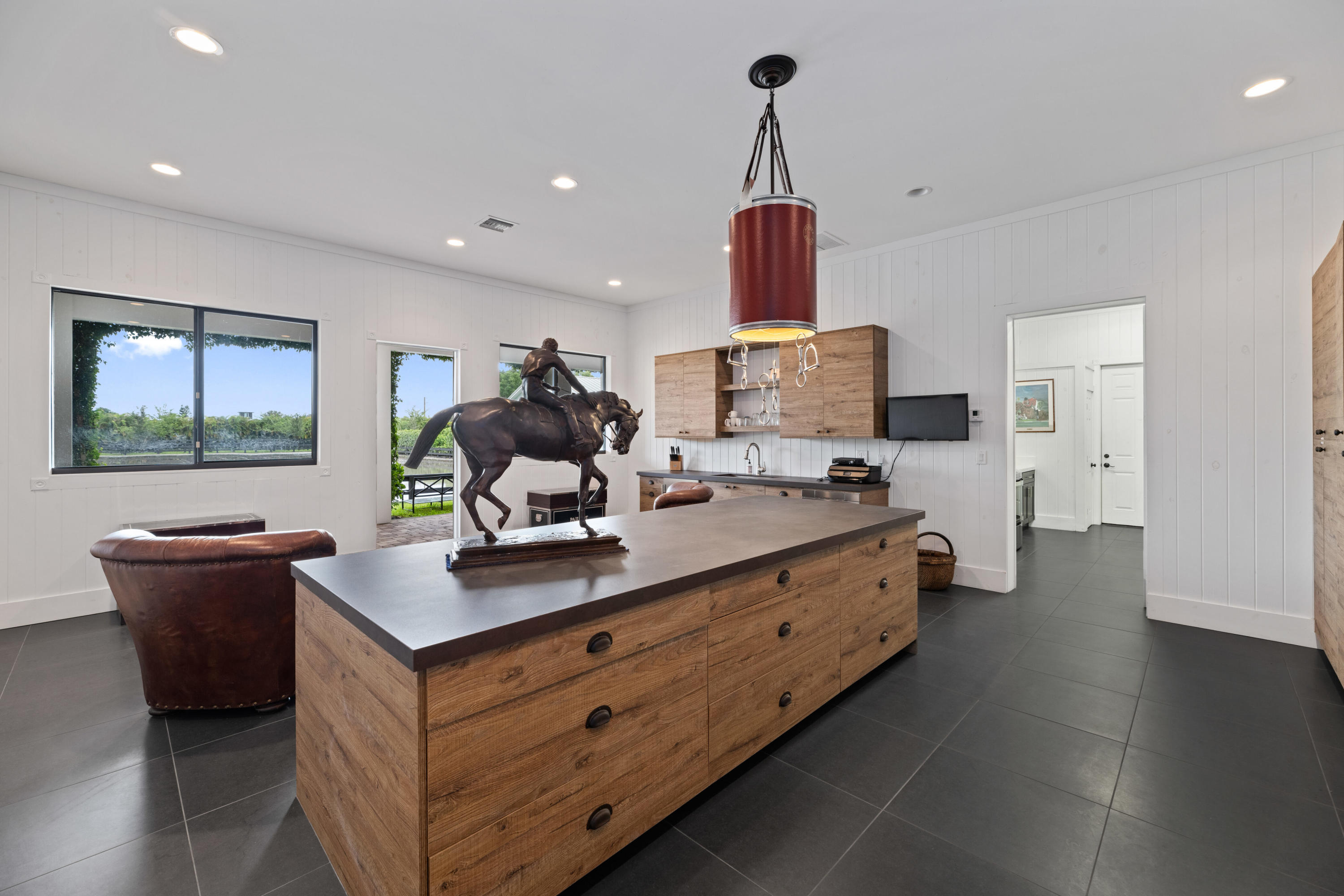 SADDLE TRAIL PARK OF WELLINGTON - Residential