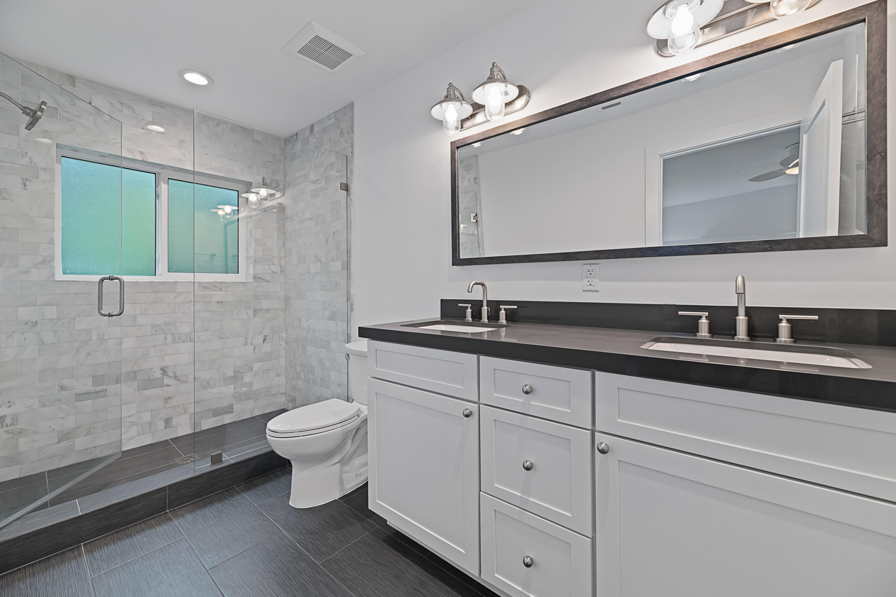 SADDLE TRAIL PARK OF WELLINGTON - Residential