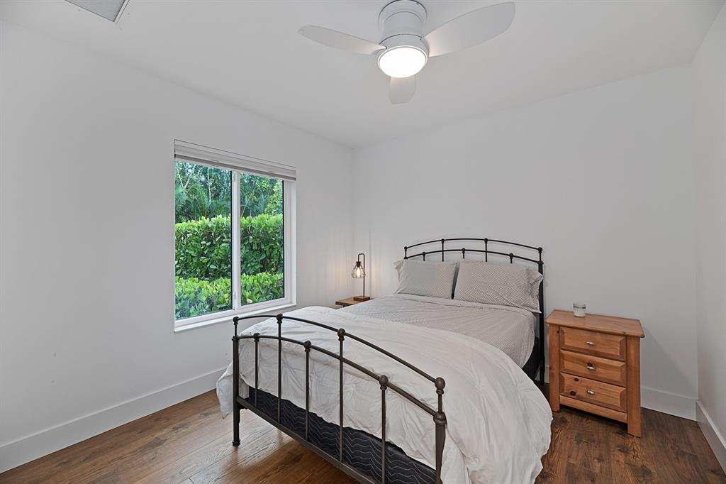 SADDLE TRAIL PARK OF WELLINGTON - Residential