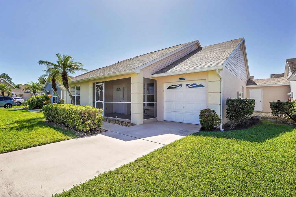 Photo of 419 NW Marsala Ter, Port Saint Lucie, FL 34986 (MLS # R10970673)
