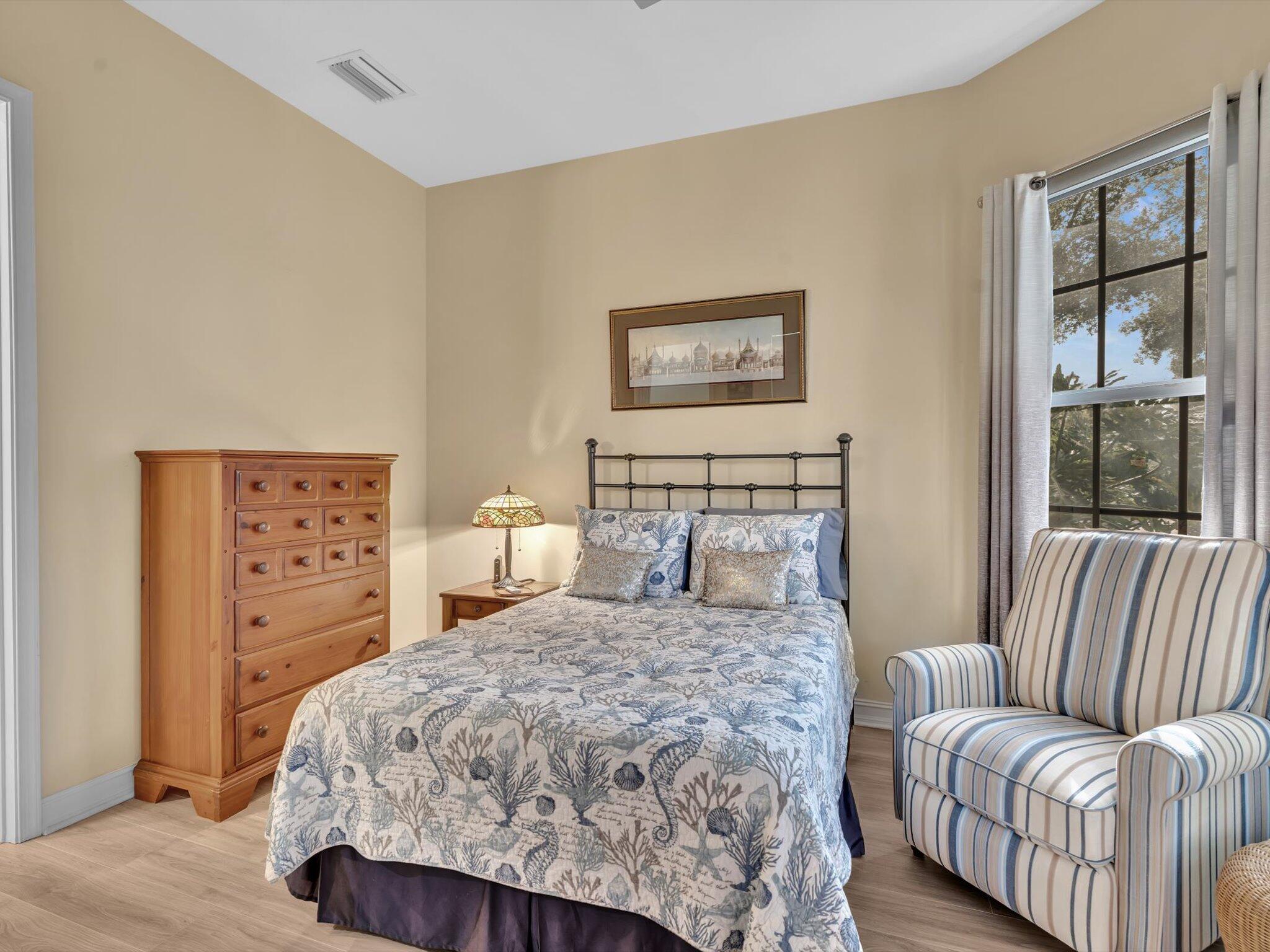 VALENCIA POINTE - Residential