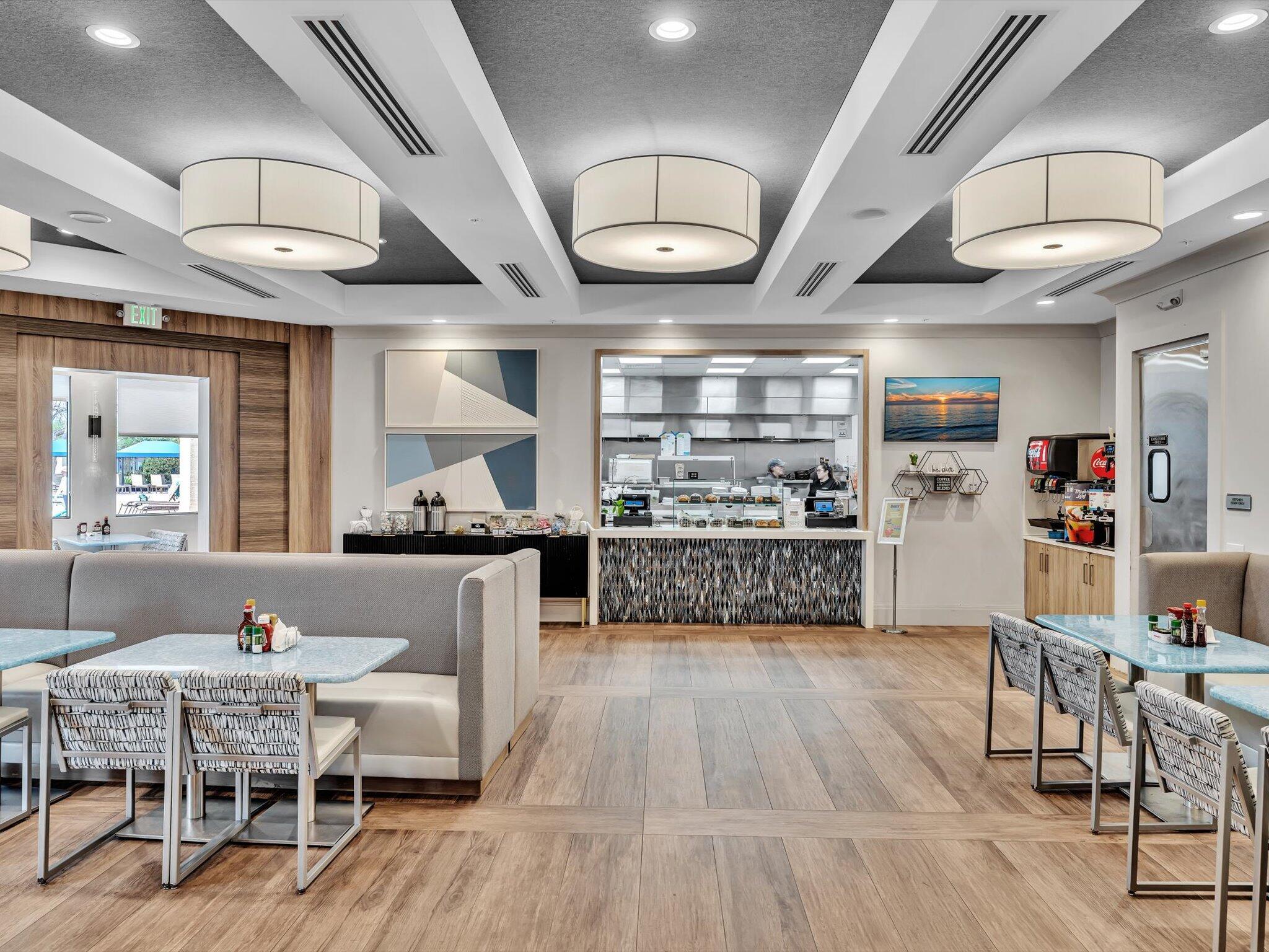 VALENCIA POINTE - Residential