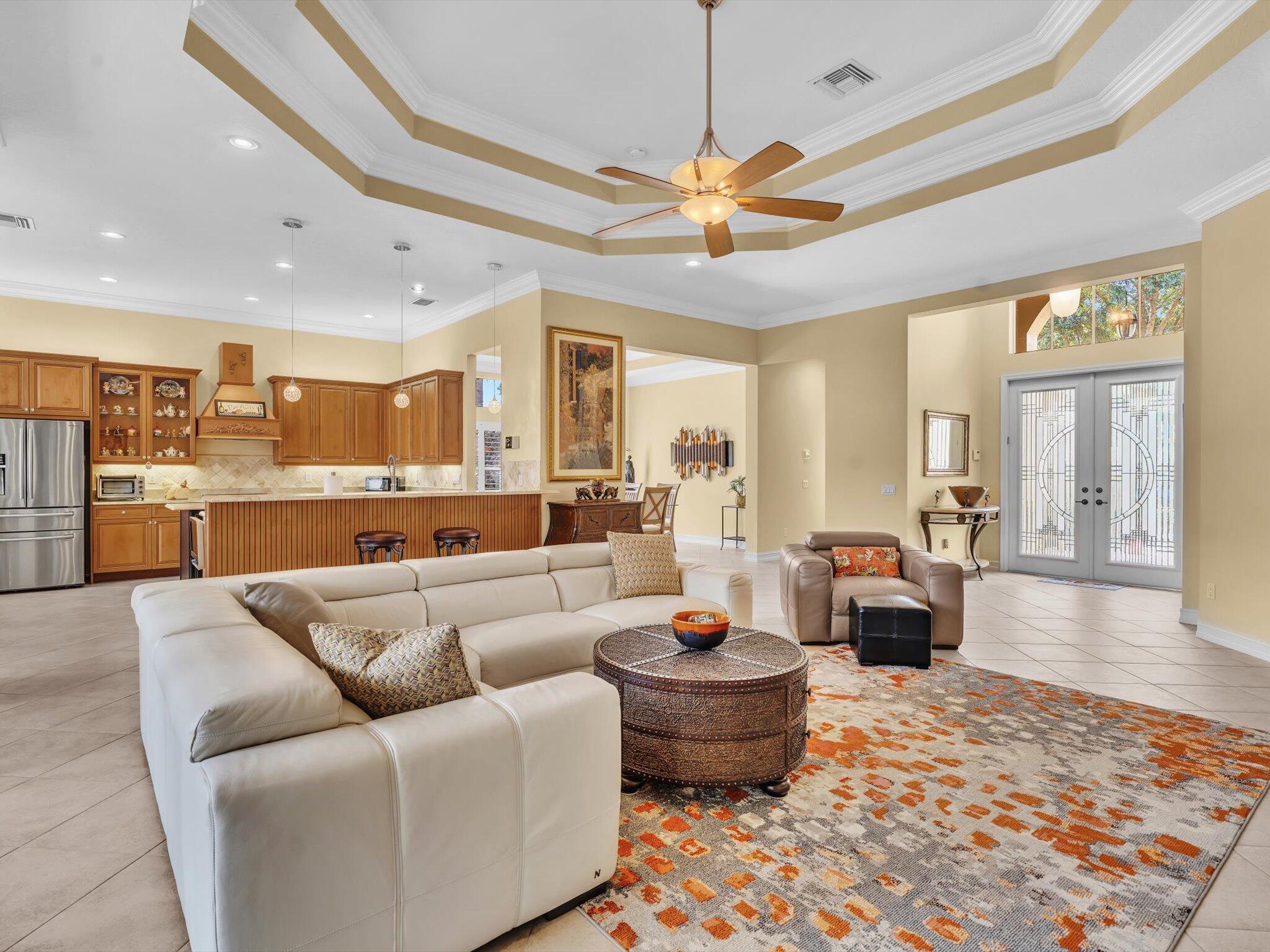 VALENCIA POINTE - Residential