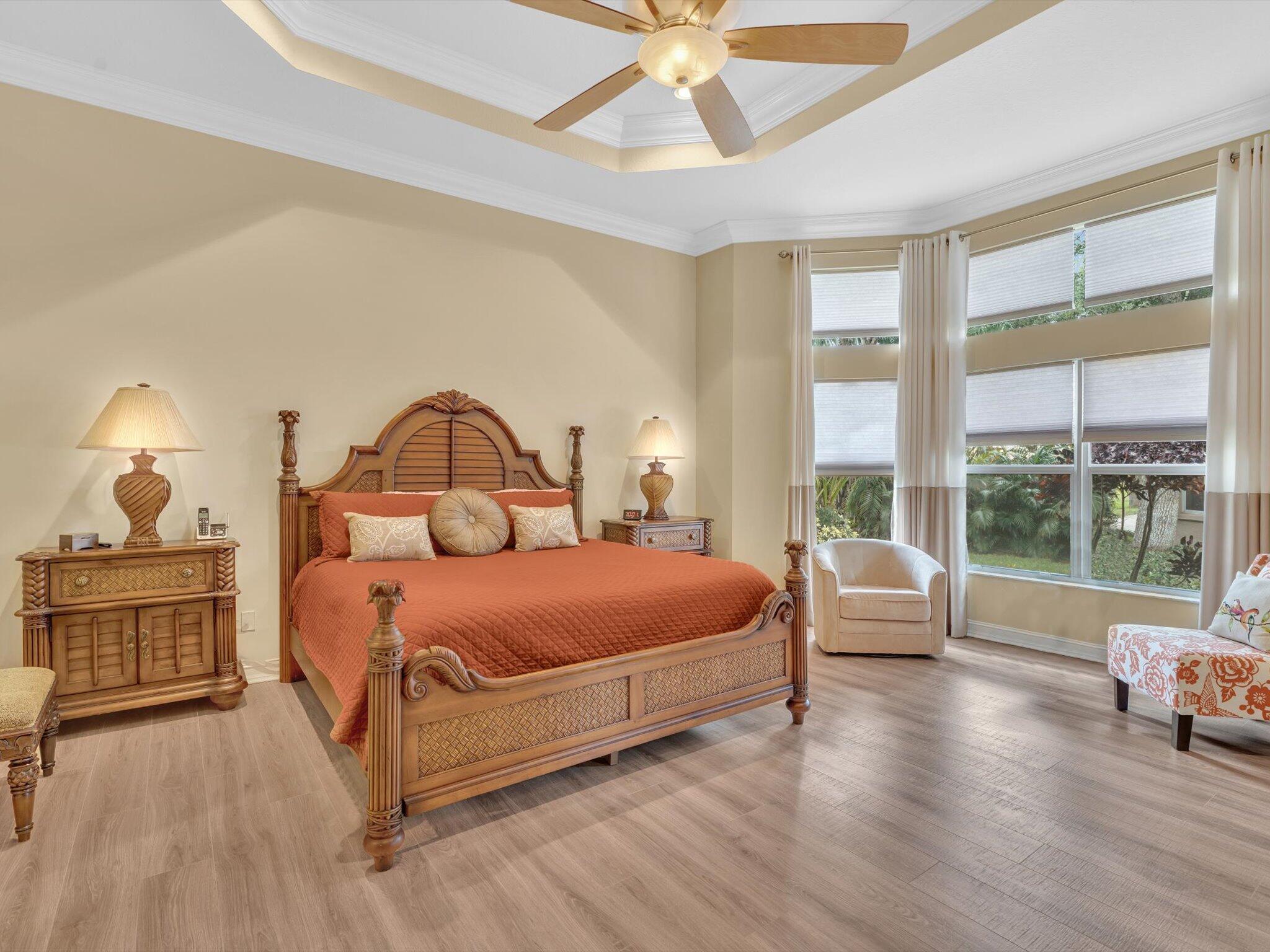 VALENCIA POINTE - Residential