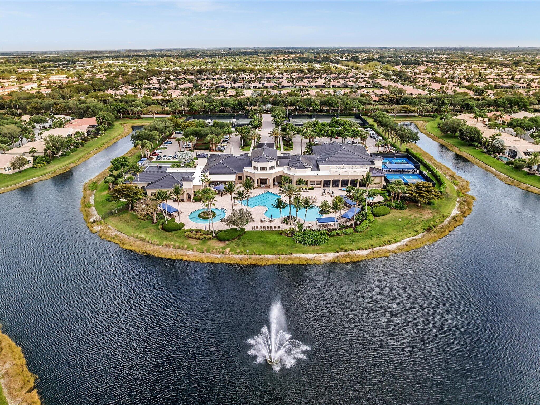 VALENCIA POINTE - Residential