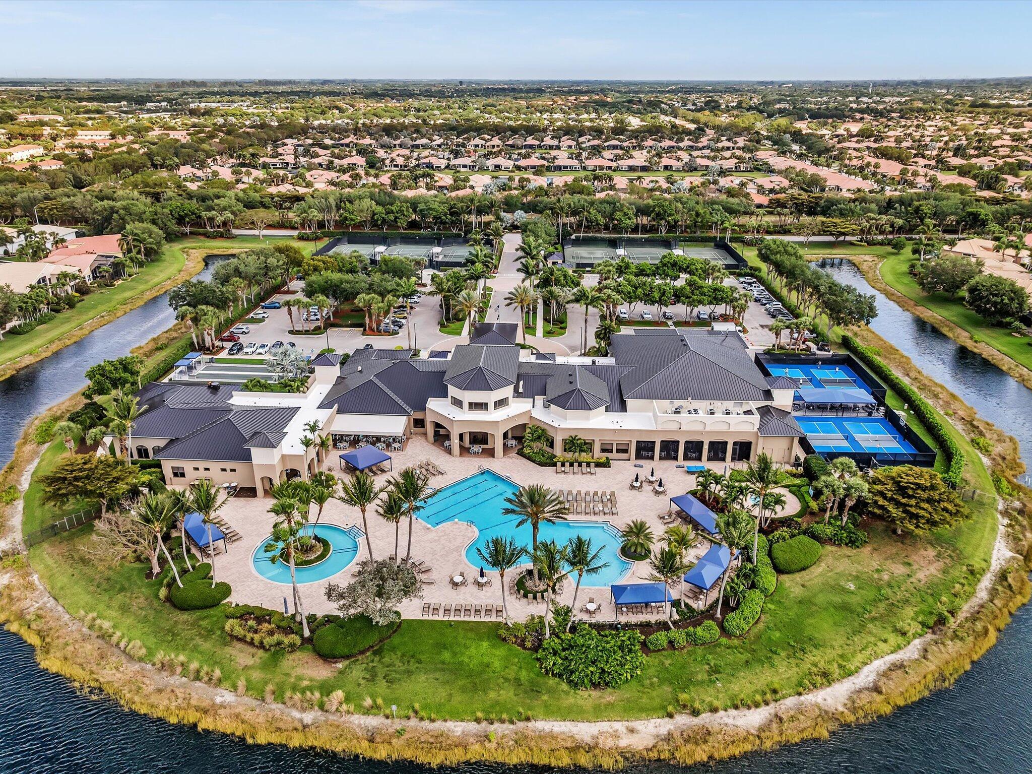 VALENCIA POINTE - Residential