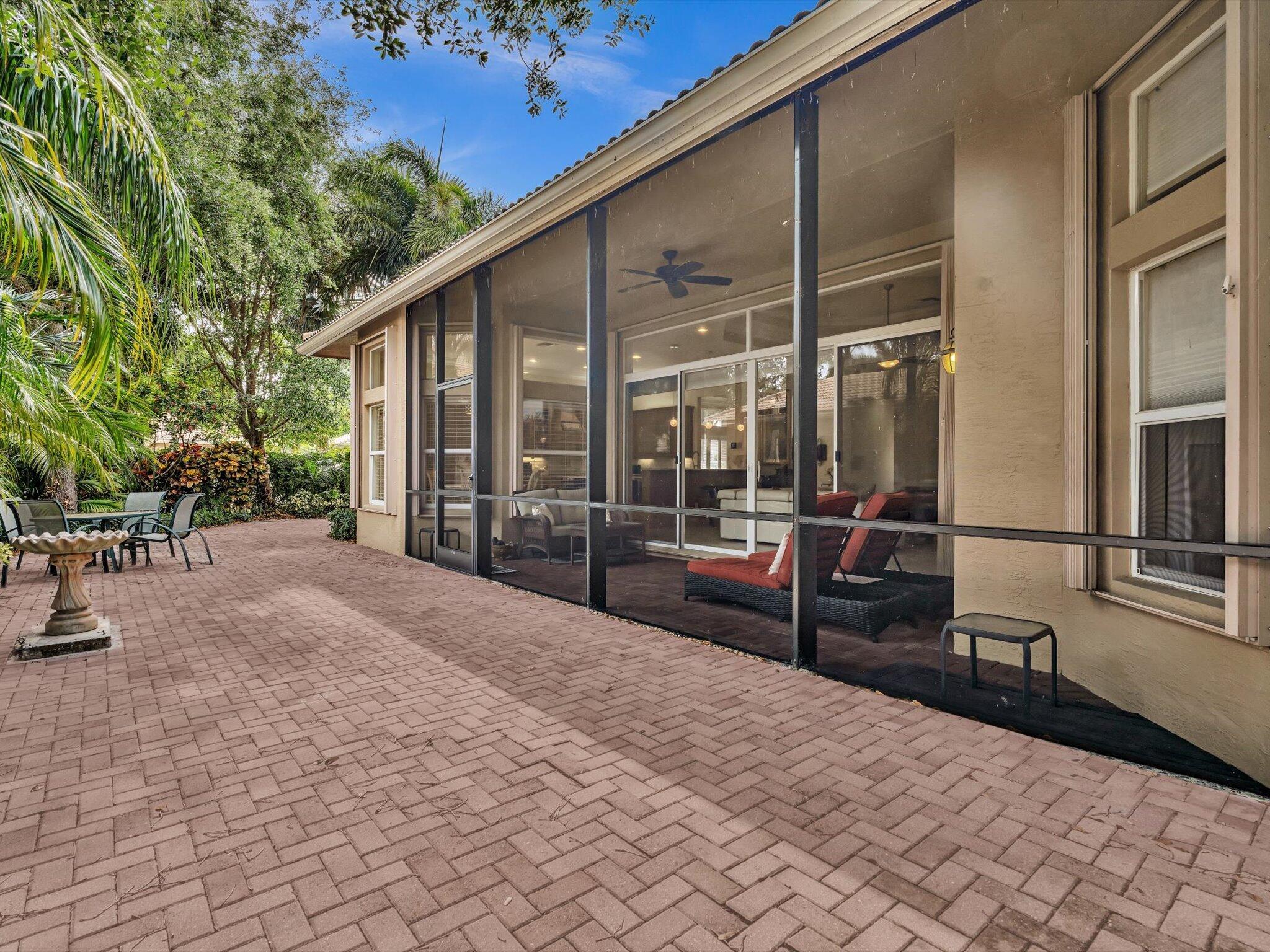 VALENCIA POINTE - Residential