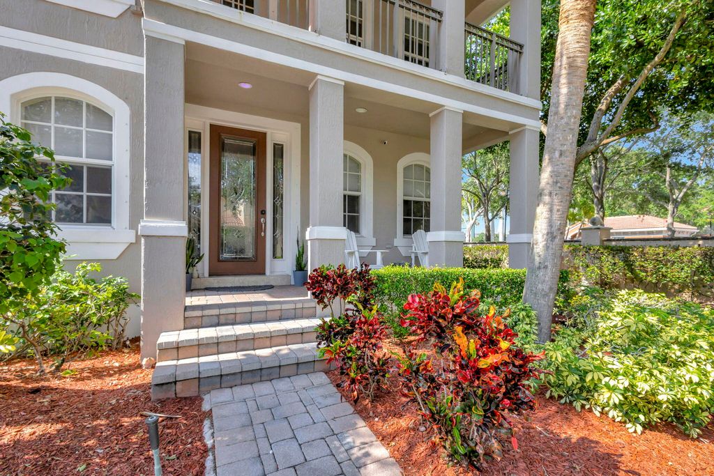 Photo of 8501 Portobello Lane, Palm Beach Gardens, FL 33418 (MLS # R11007326)