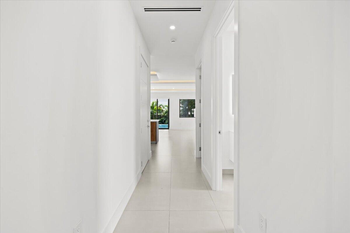 828 SW 30TH Street