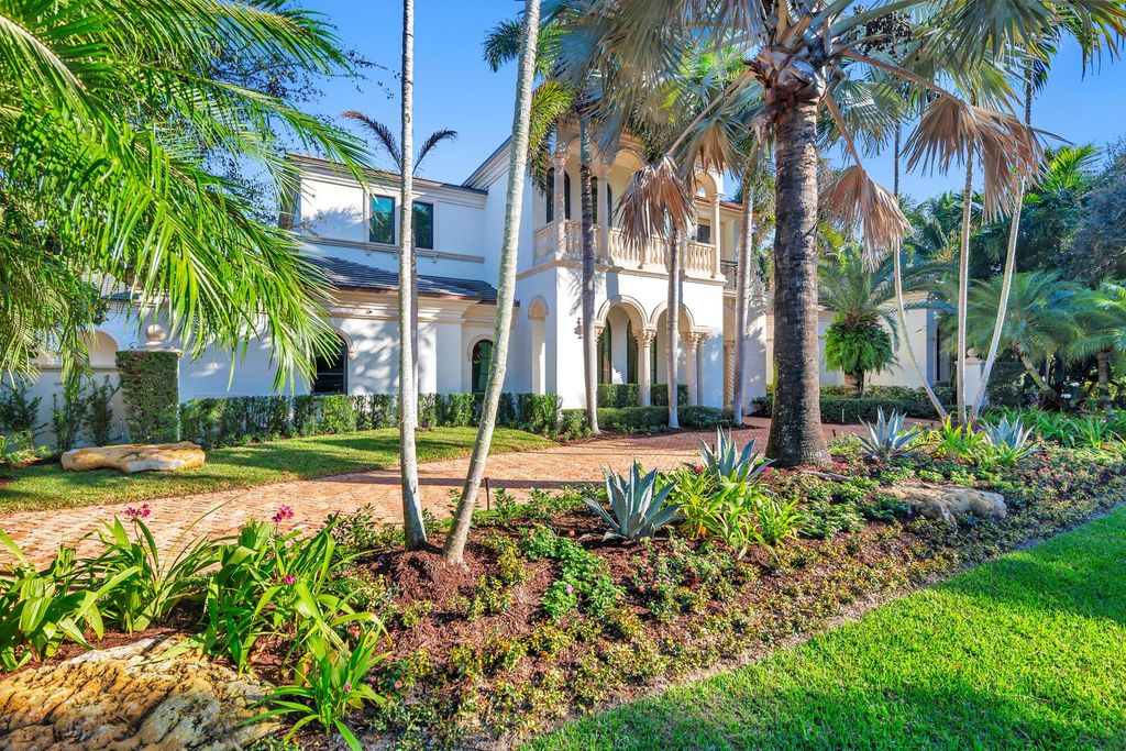 Photo of 1520 Paslay Place, Manalapan, FL 33462 (MLS # R11148369)