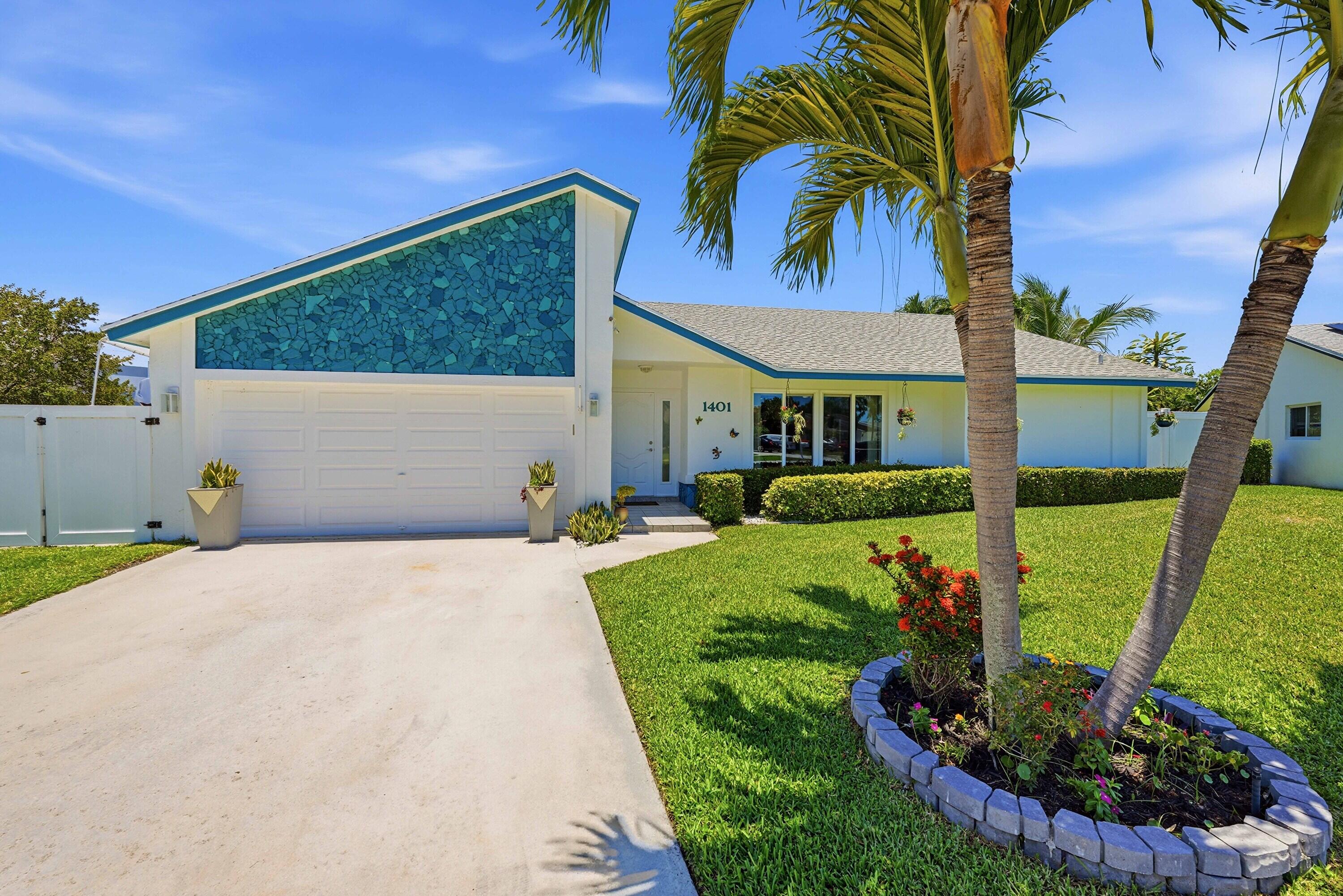 1401 SW 28th Terrace