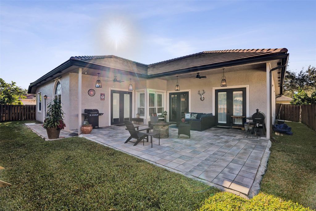 Photo of 16287 Mariposa Circle, Pembroke Pines, FL 33331 (MLS # F10552222)