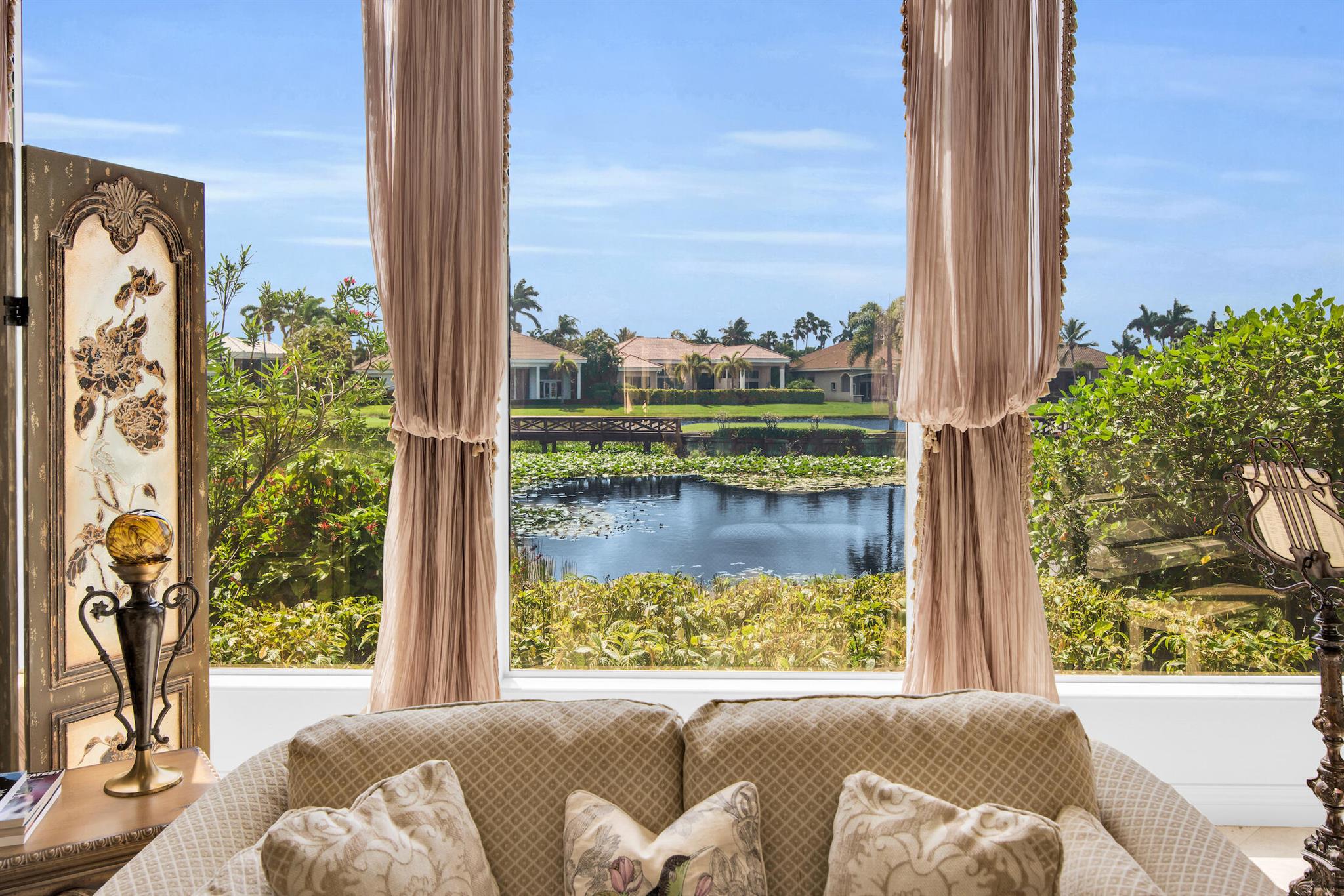 VINTAGE OAKS / POLO CLUB - Residential