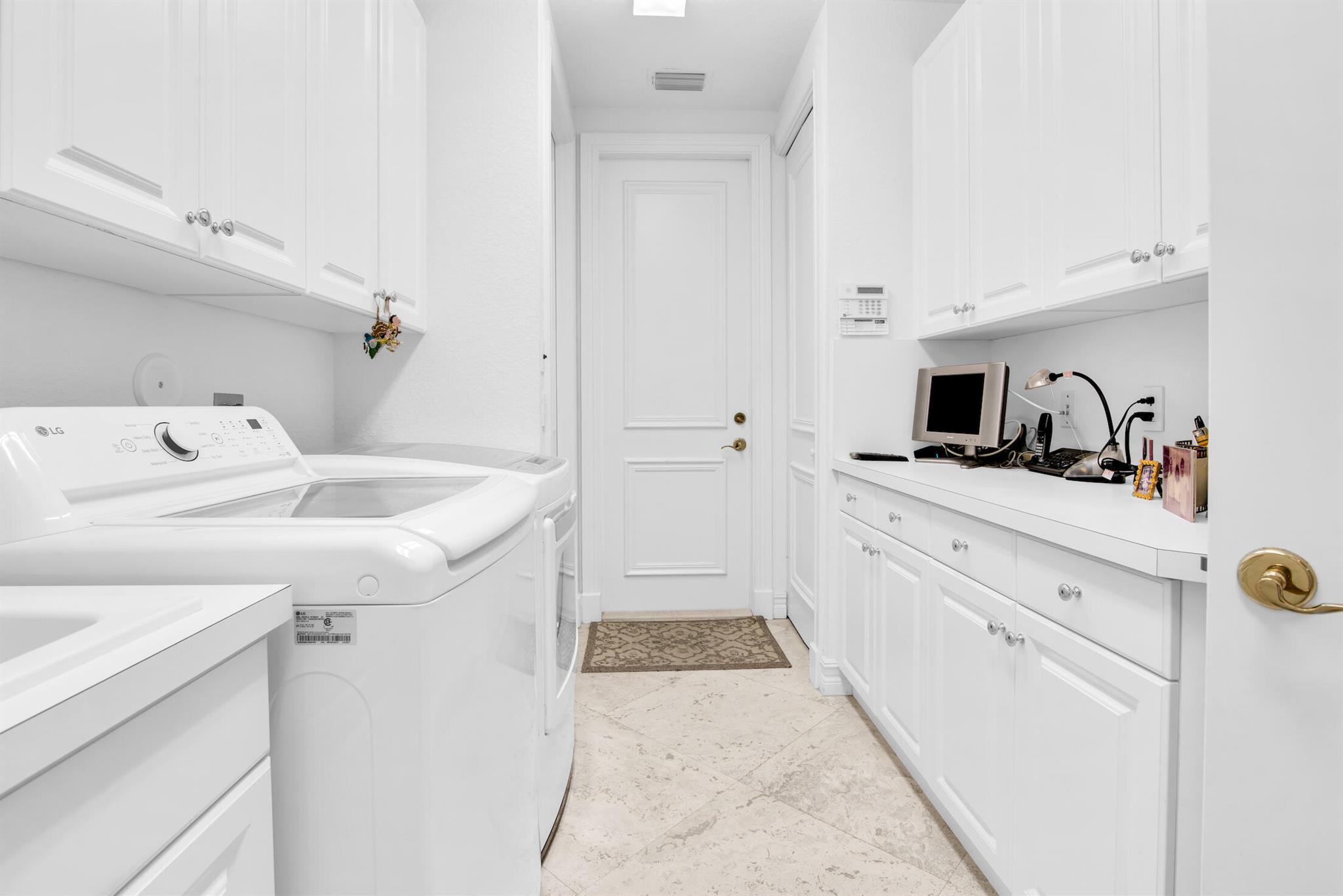 VINTAGE OAKS / POLO CLUB - Residential