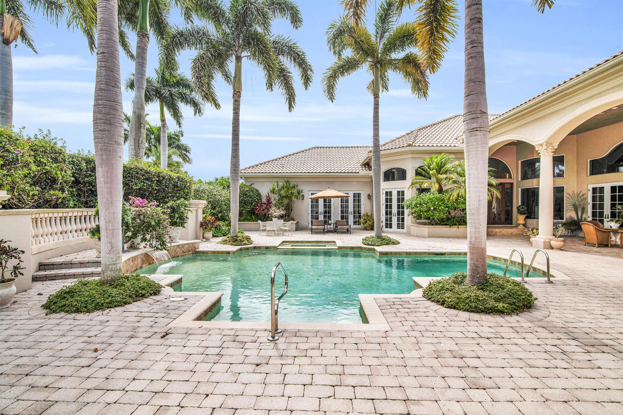 VINTAGE OAKS / POLO CLUB - Residential