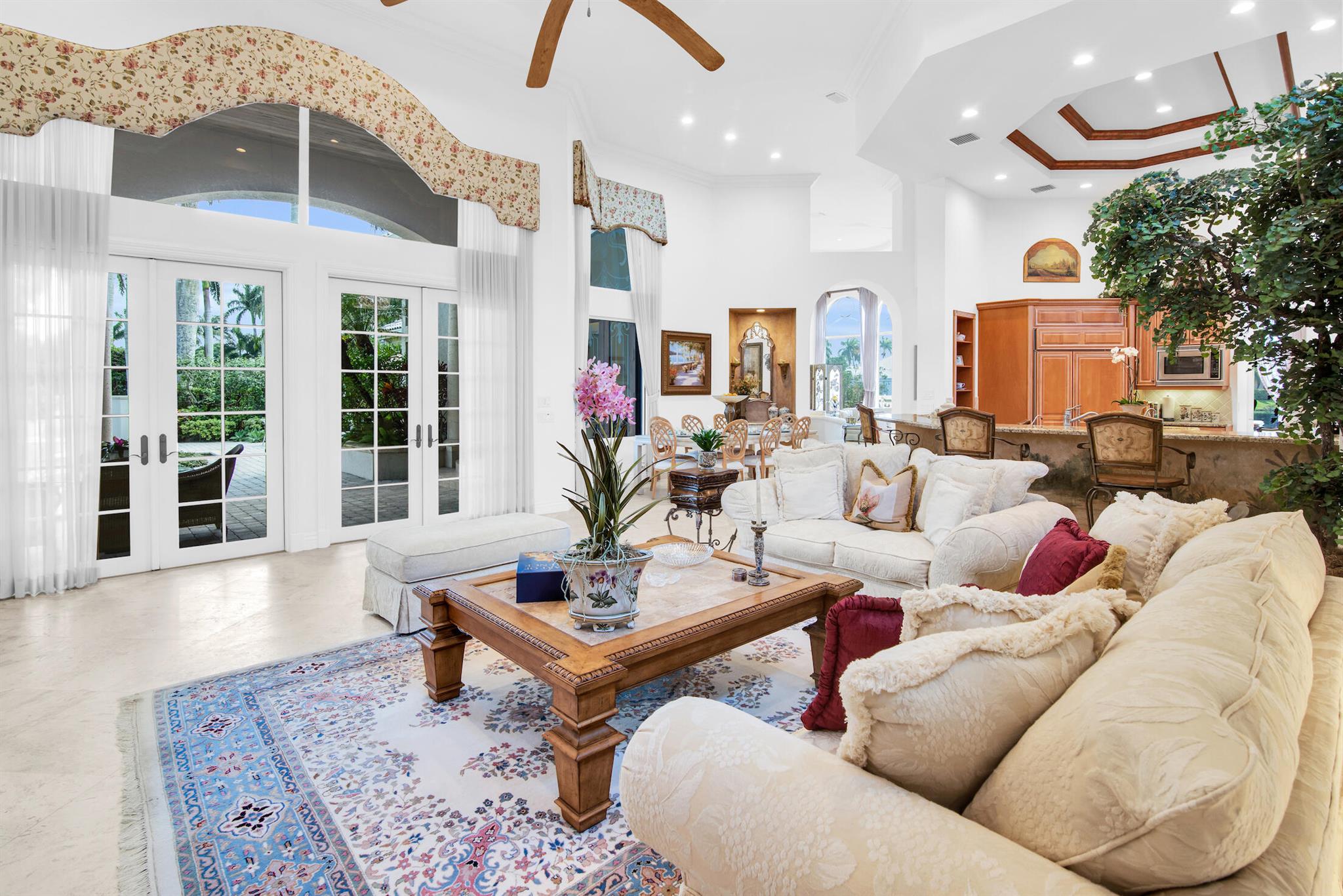 VINTAGE OAKS / POLO CLUB - Residential