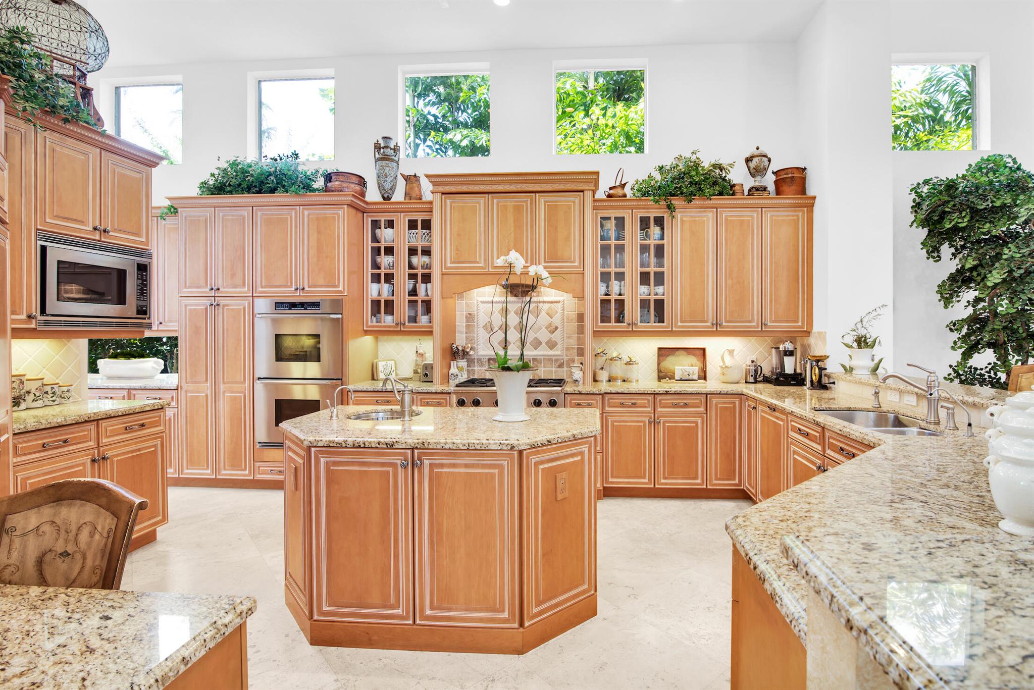 VINTAGE OAKS / POLO CLUB - Residential