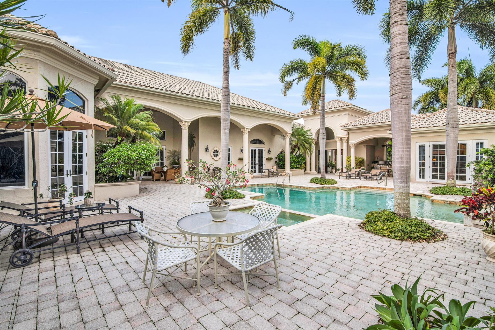 VINTAGE OAKS / POLO CLUB - Residential