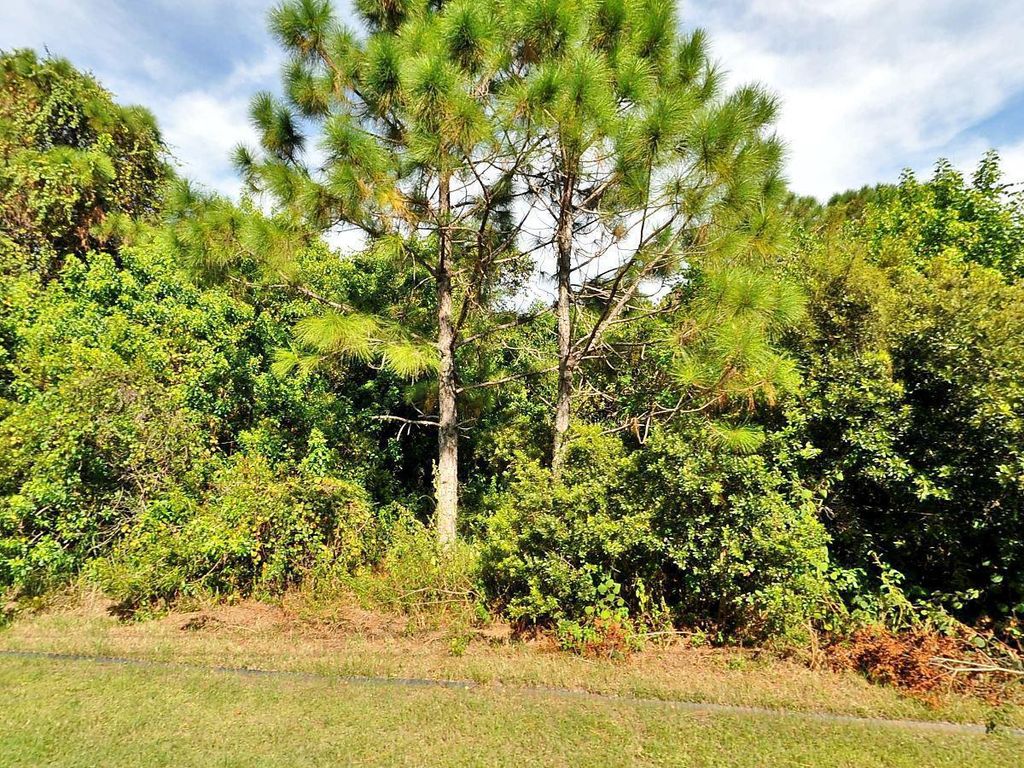 Photo of 6110 NW Daroco Terrace, Port Saint Lucie, FL 34986 (MLS # R10791877)