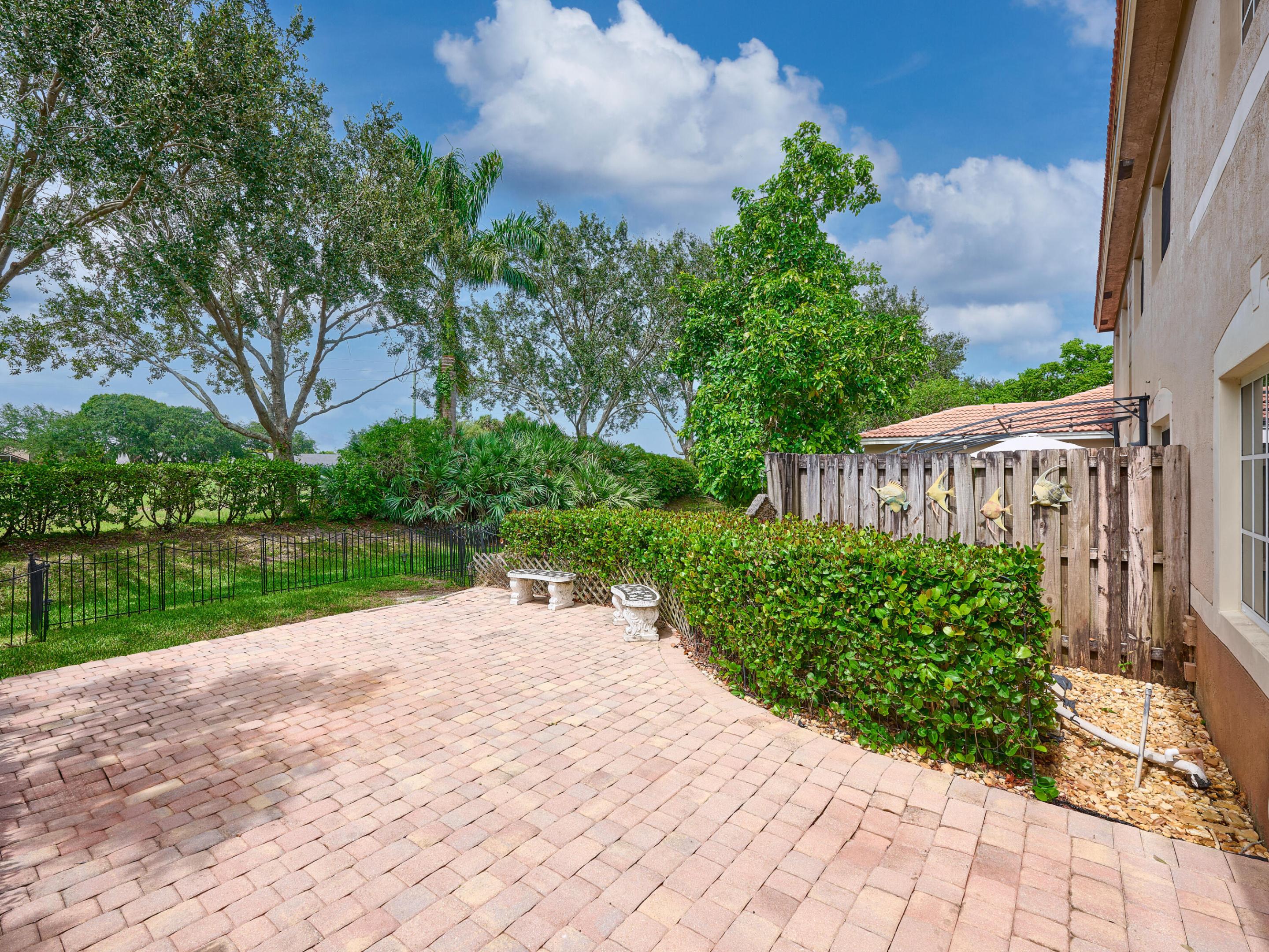 GREEN CAY VILLAGE - Residential Lease