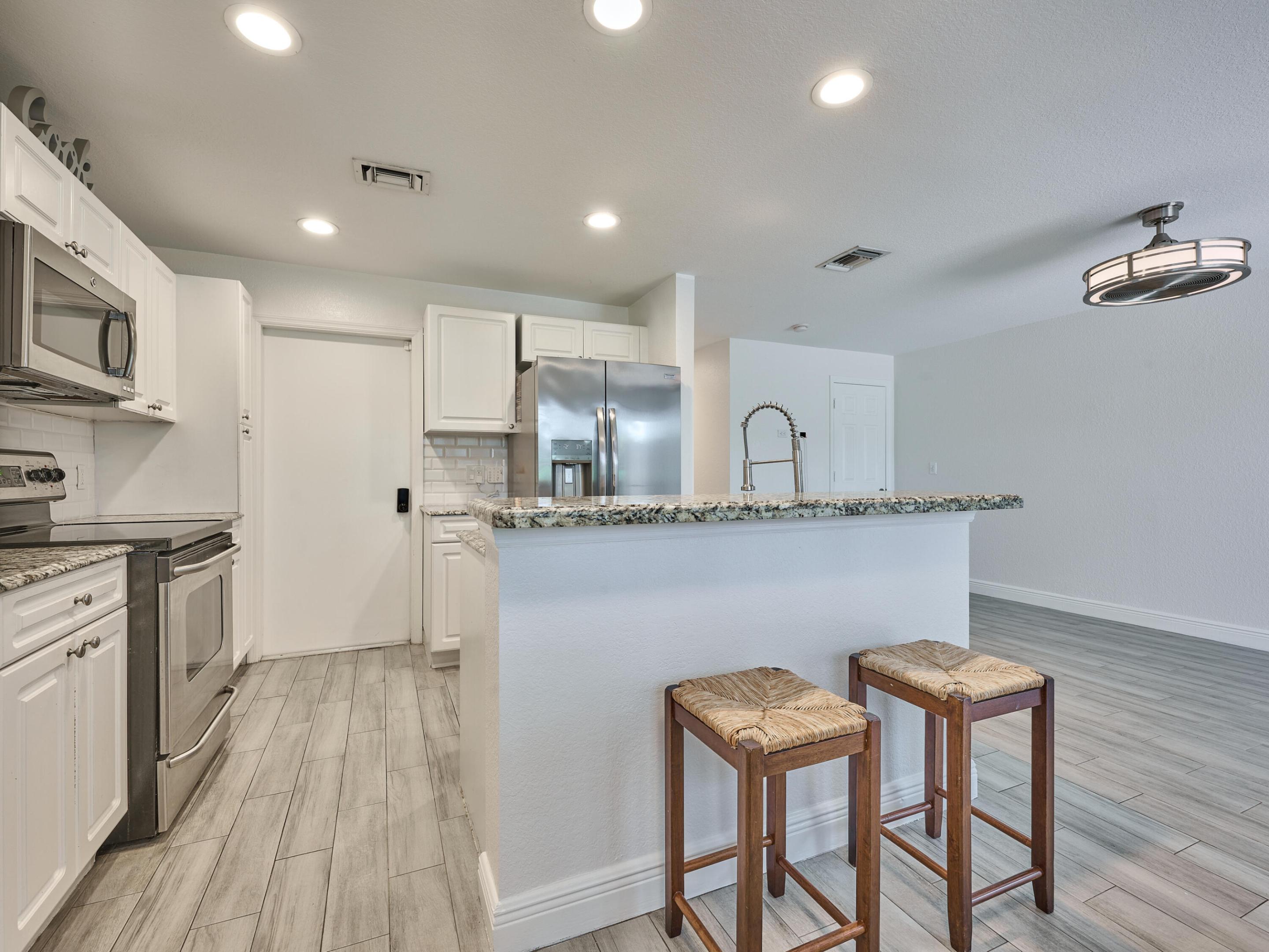 GREEN CAY VILLAGE - Residential Lease