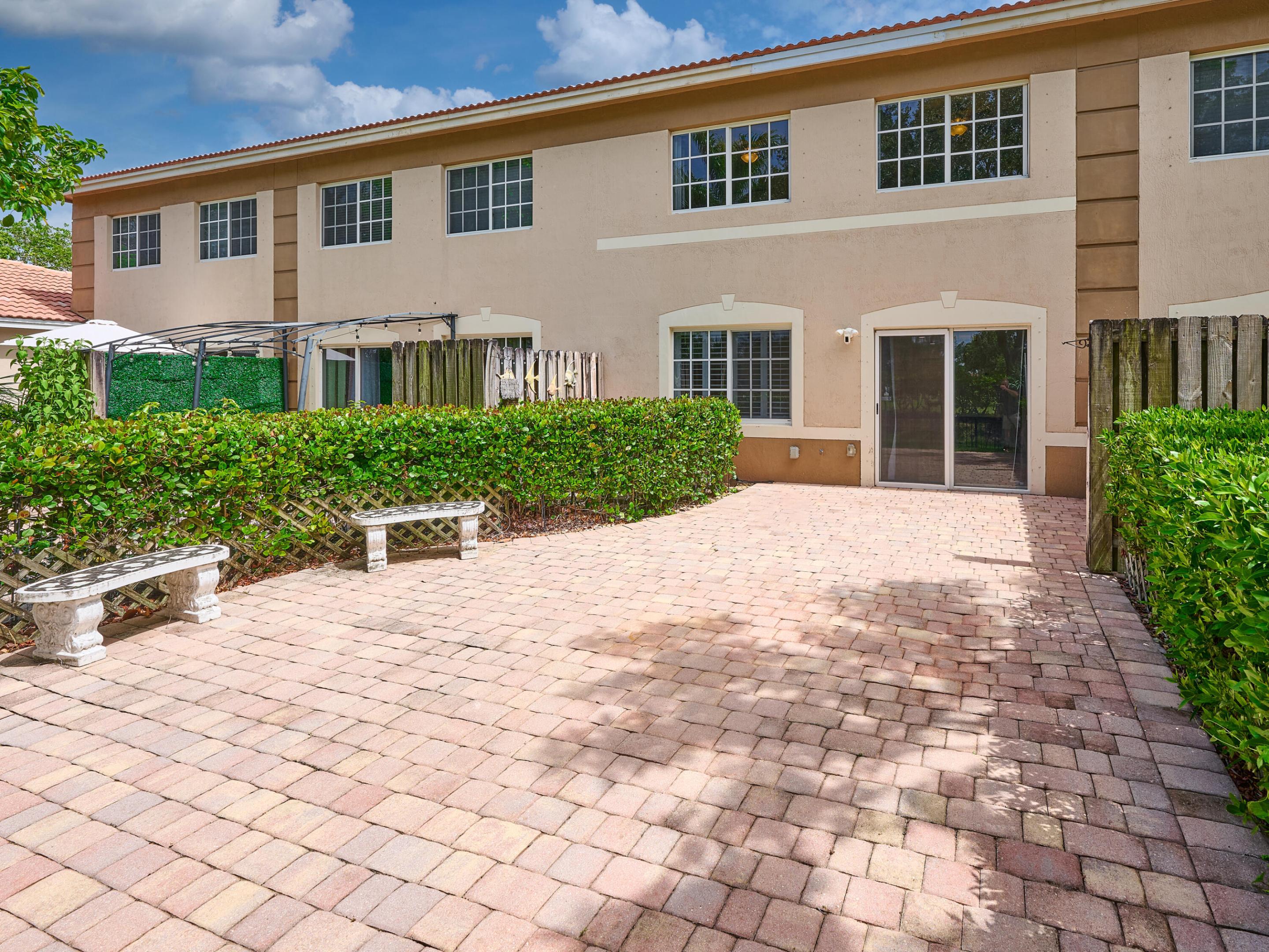 GREEN CAY VILLAGE - Residential Lease