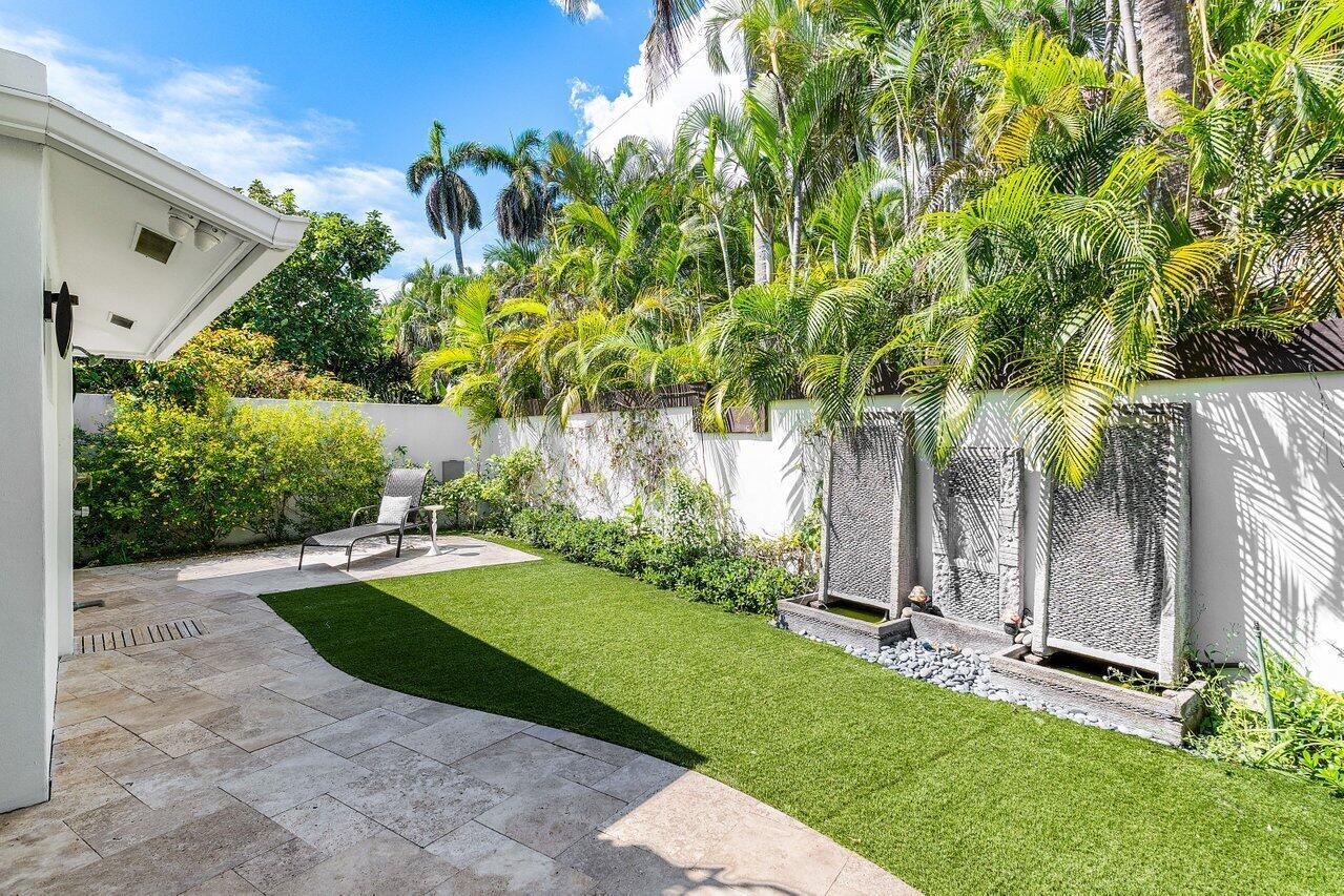 COASTAL SHORES WEST - Residential Lease