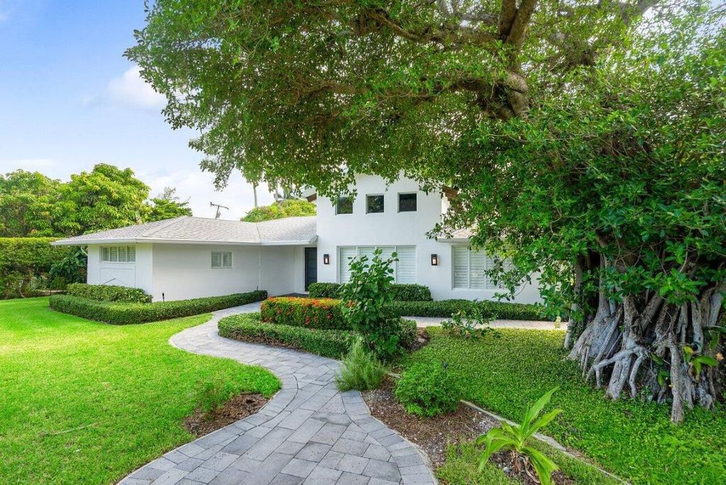 Photo of 6130 Ridge Lane, Ocean Ridge, FL 33435 (MLS # R11141249)