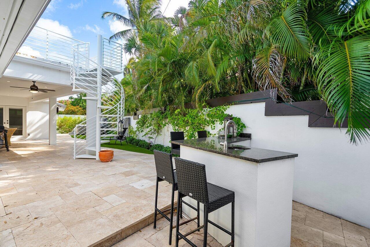 COASTAL SHORES WEST - Residential Lease