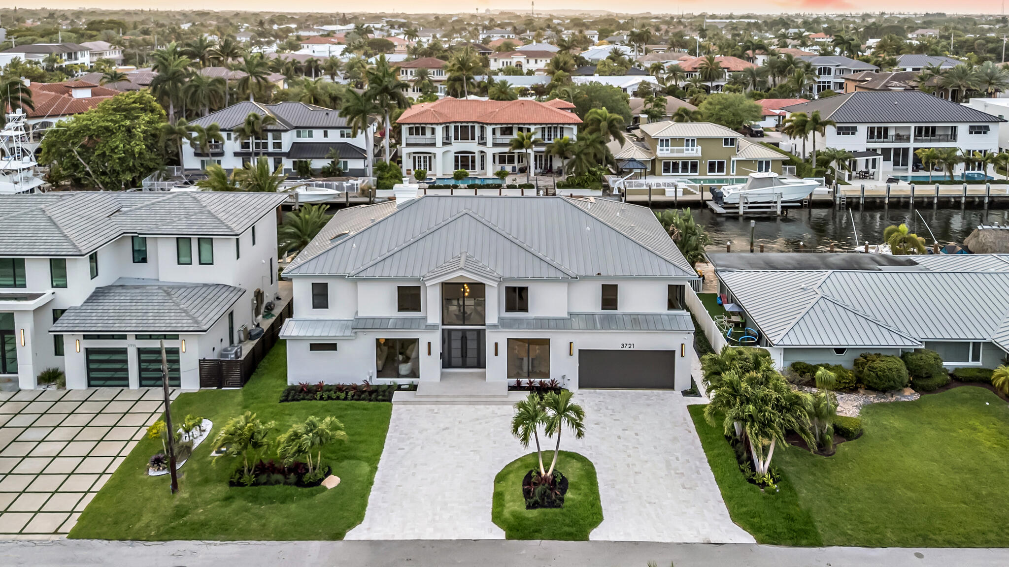 VENETIAN ISLES 1ST SEC - Residential