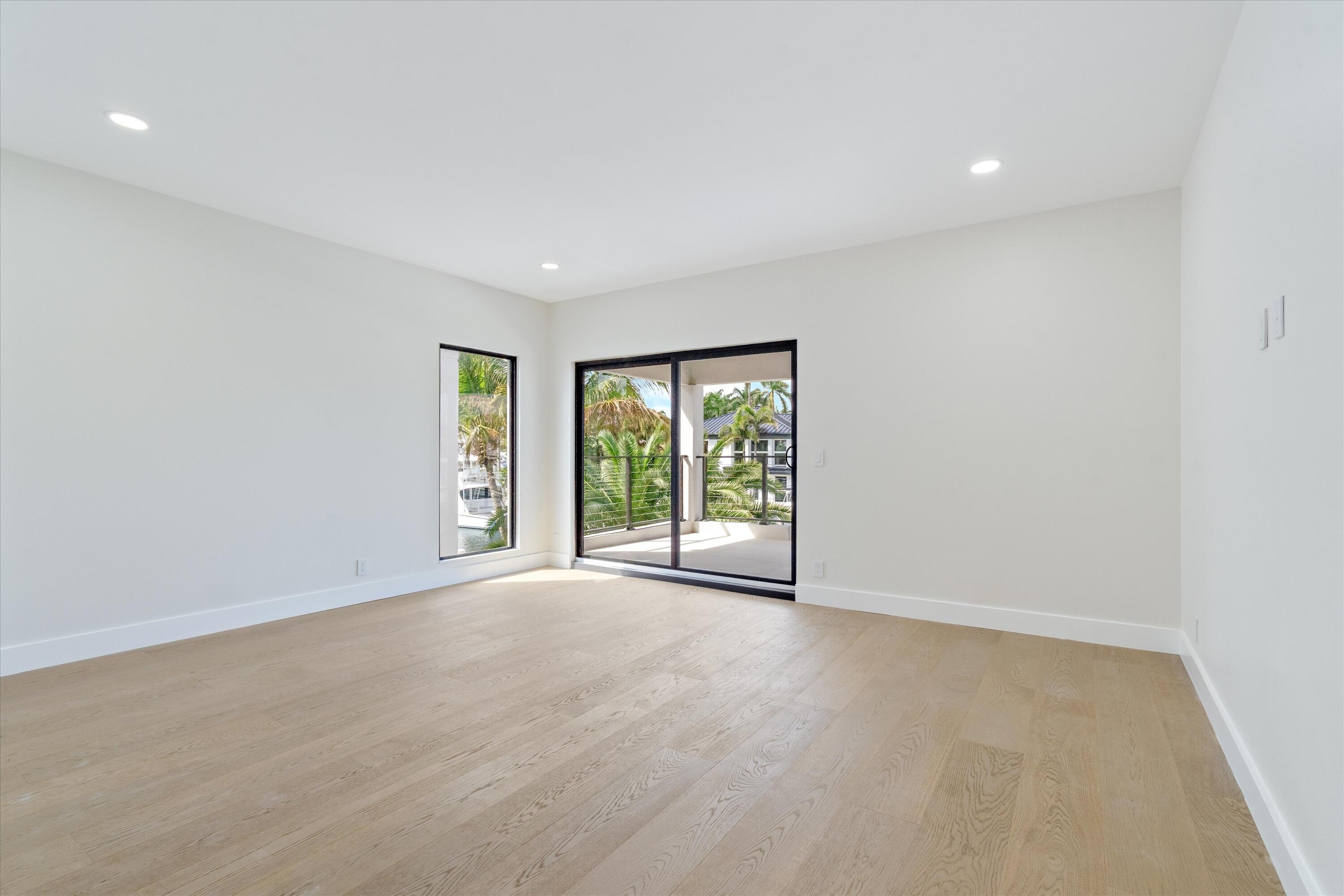 VENETIAN ISLES 1ST SEC - Residential