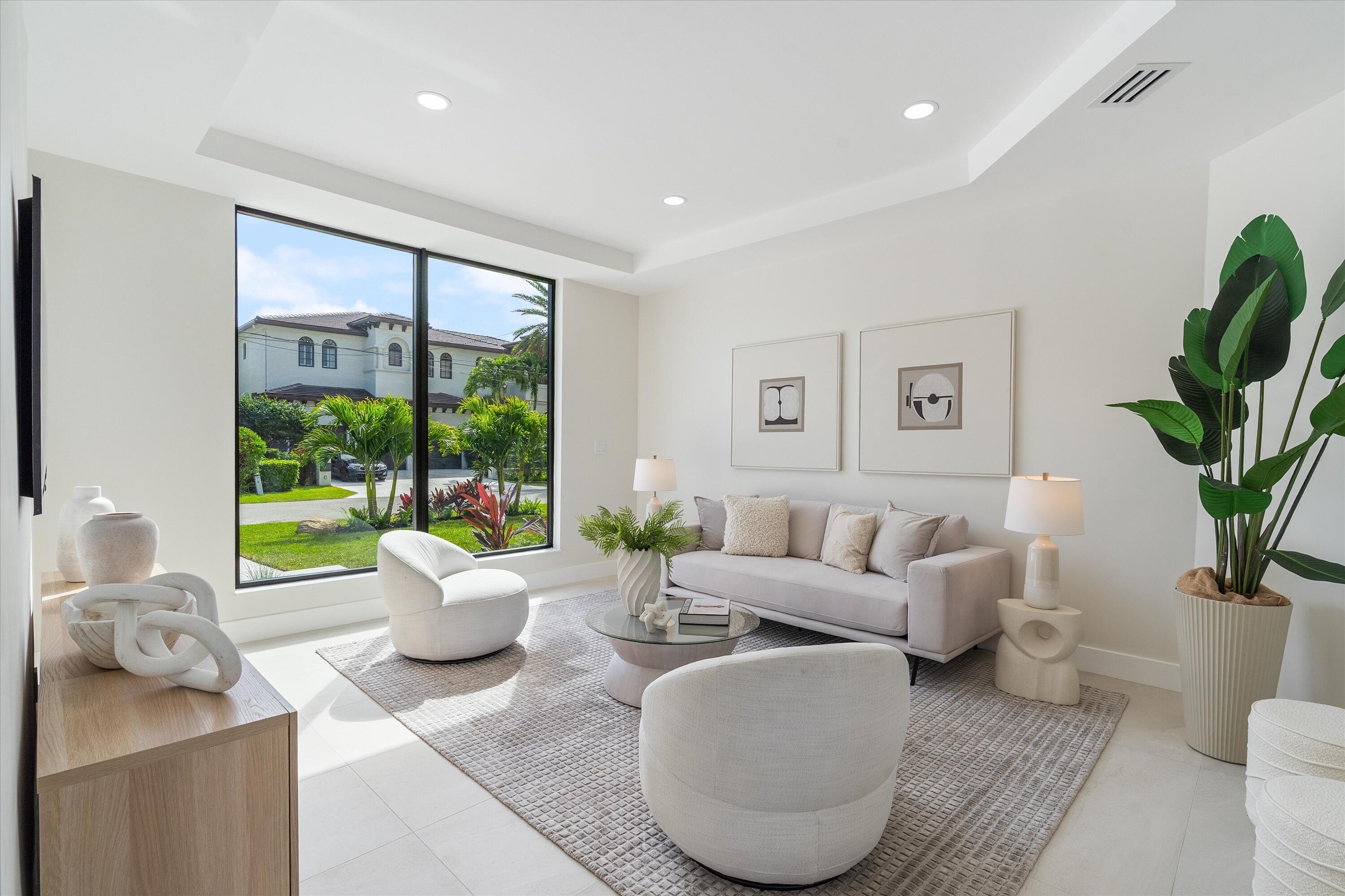 VENETIAN ISLES 1ST SEC - Residential