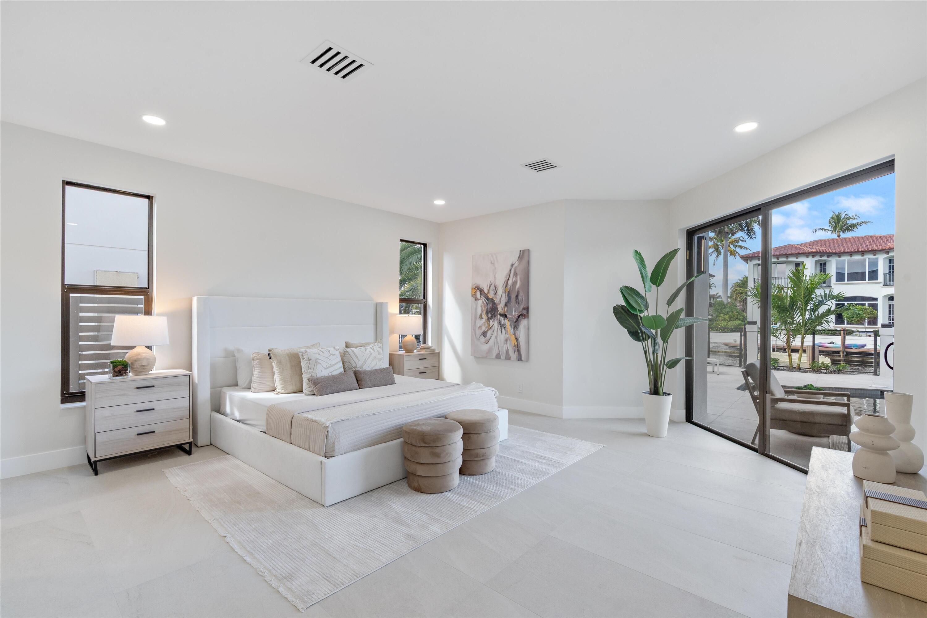 VENETIAN ISLES 1ST SEC - Residential