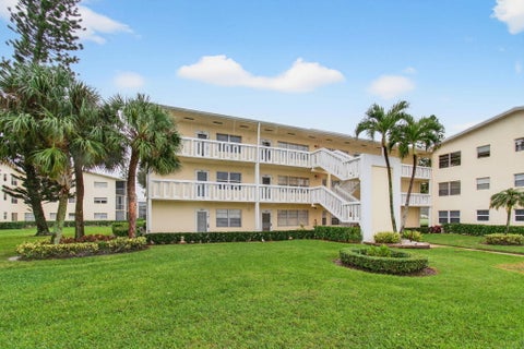 Photo of 290 Dorset G, Boca Raton, FL 33434 (MLS # B26036841)