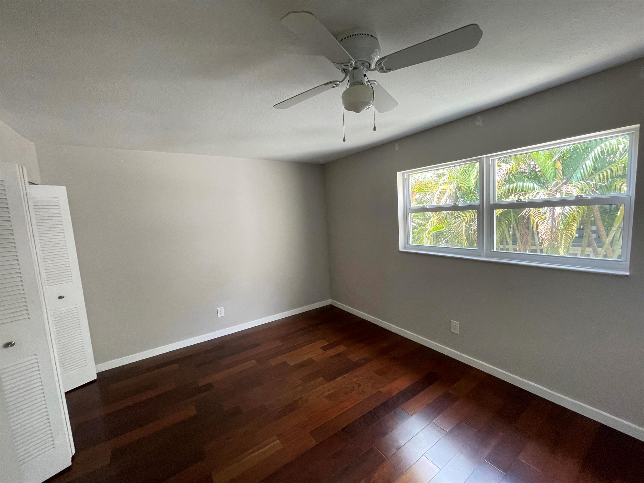 5348 NE 6th Avenue G11