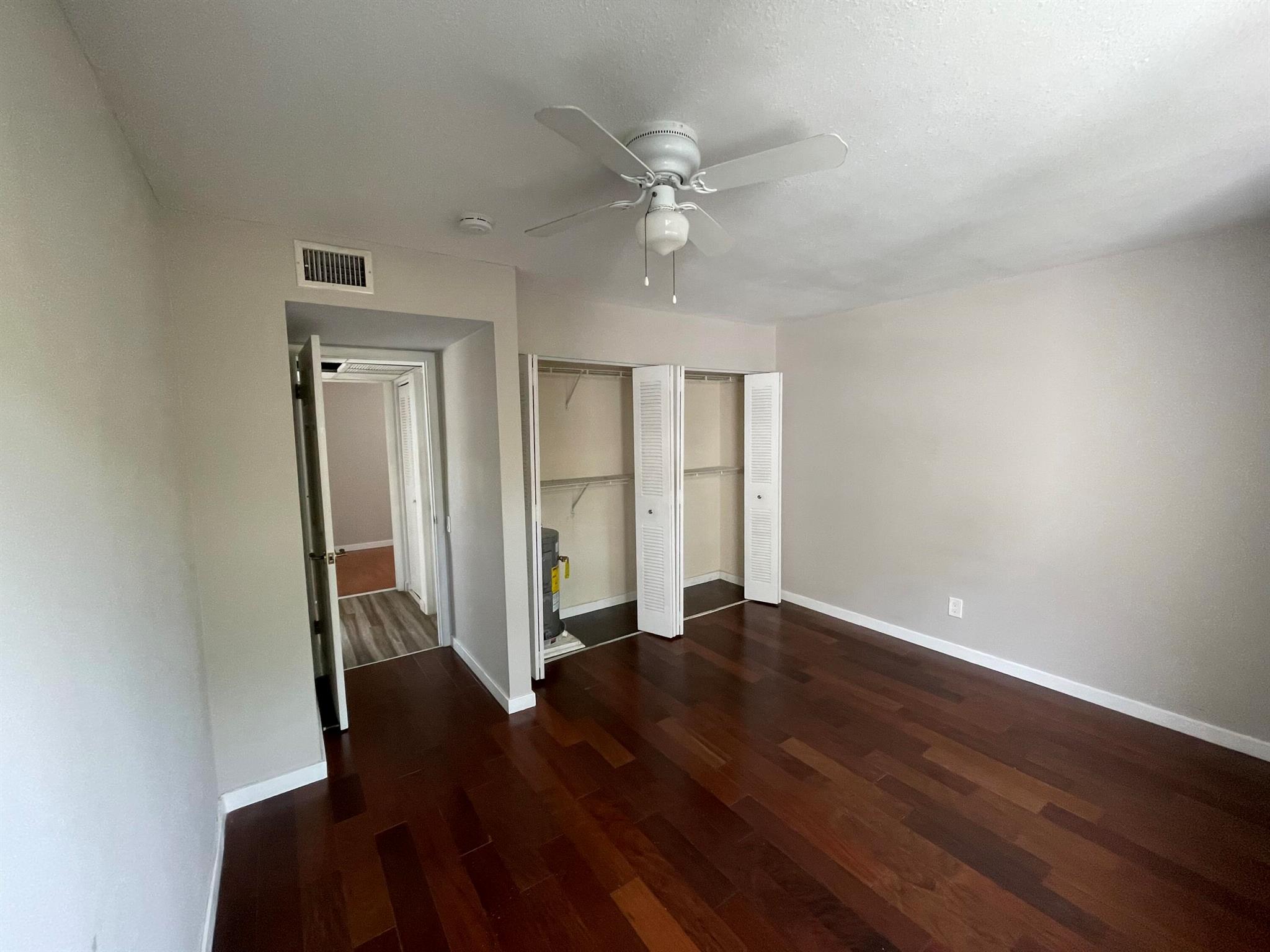 5348 NE 6th Avenue G11