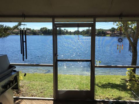 2824 S Edgehill Ln Cooper City FL 33026